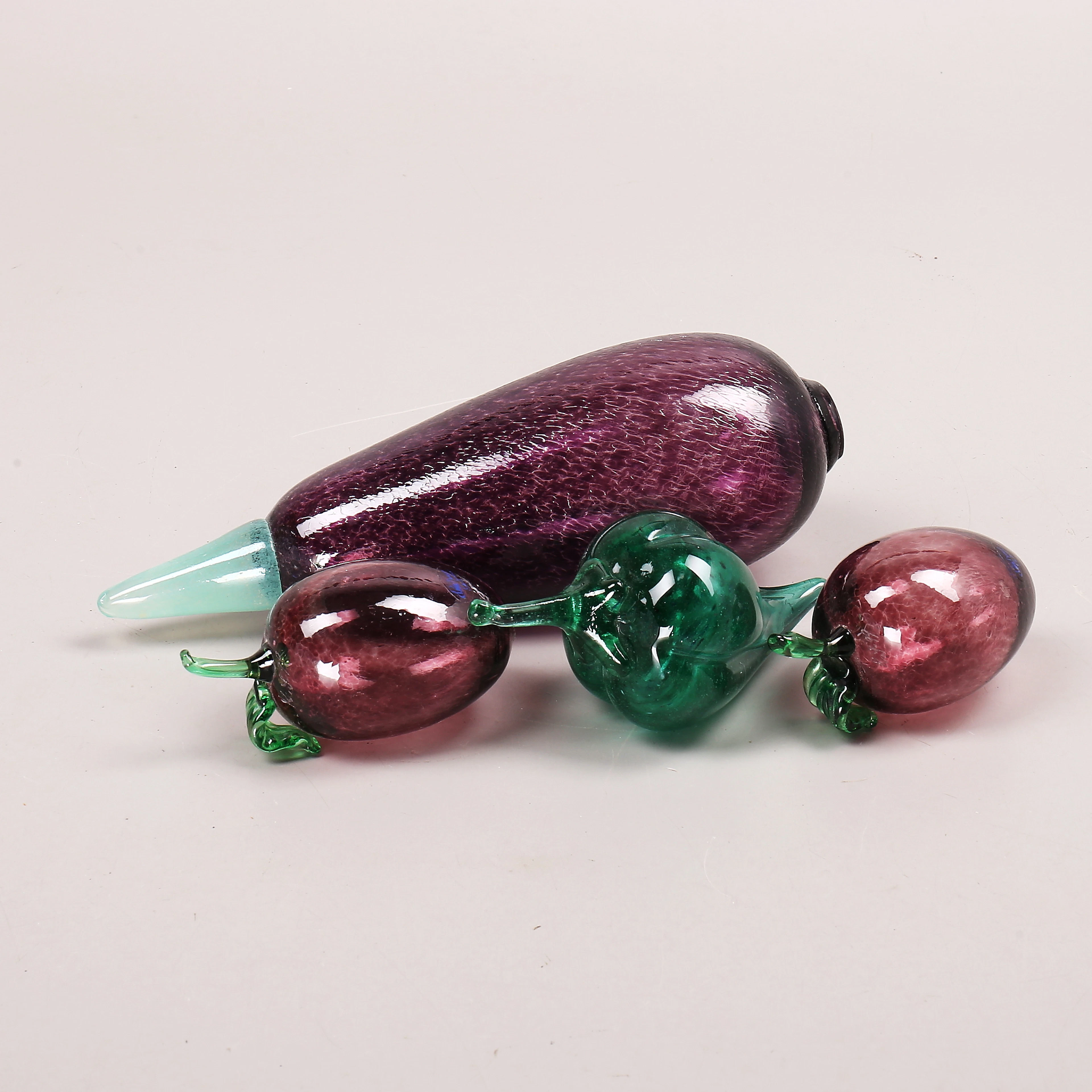 FIGURINER, 4 st, frukter, glas, bla Gunnel Sahlin, 1990-tal.