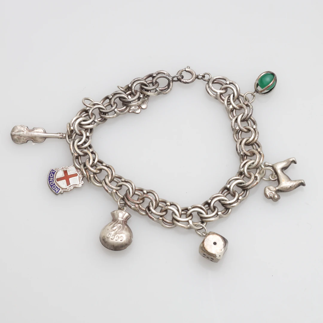 BERLOCKARMBAND, silver, totalvikt 29,4 gram.
