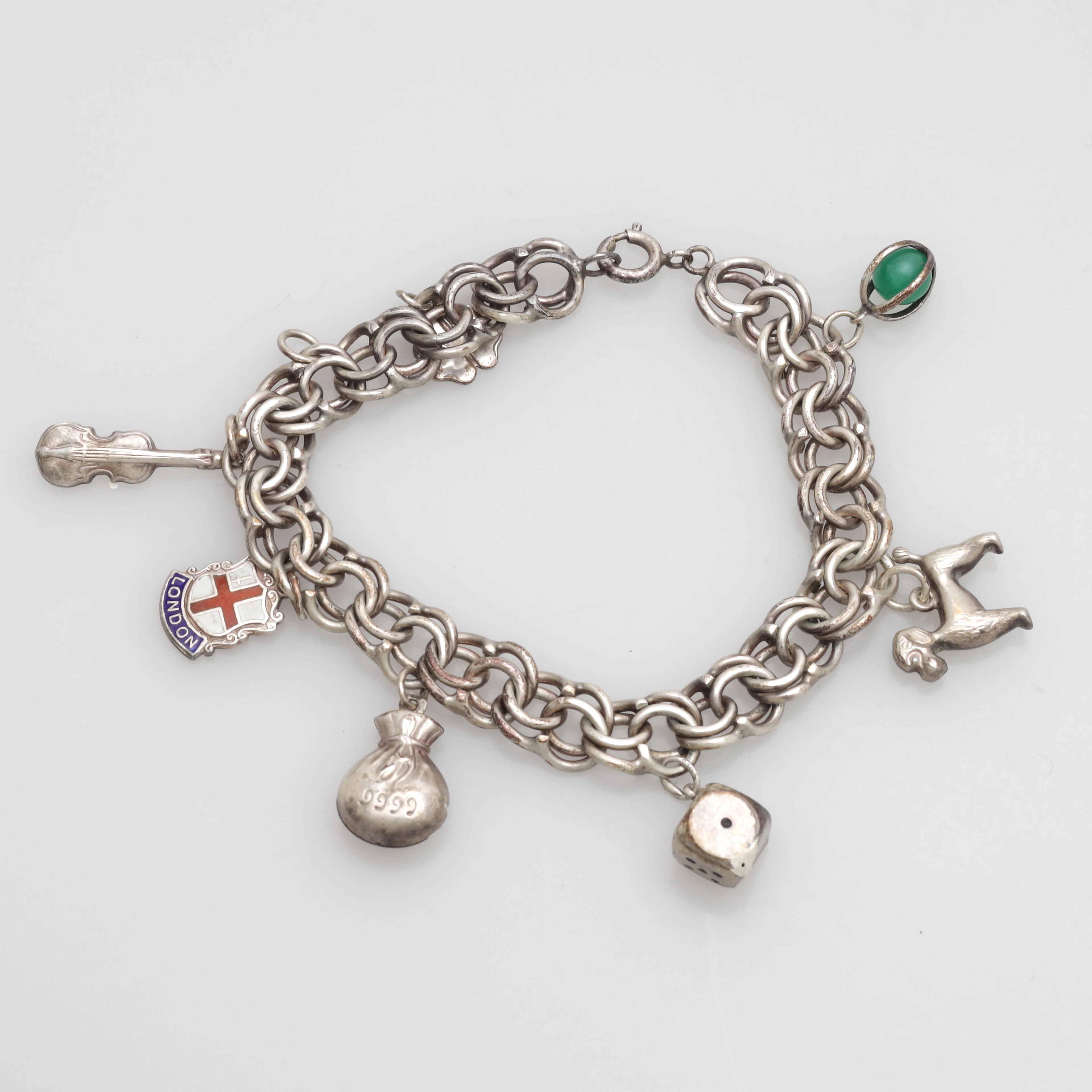 BERLOCKARMBAND, silver, totalvikt 29,4 gram.