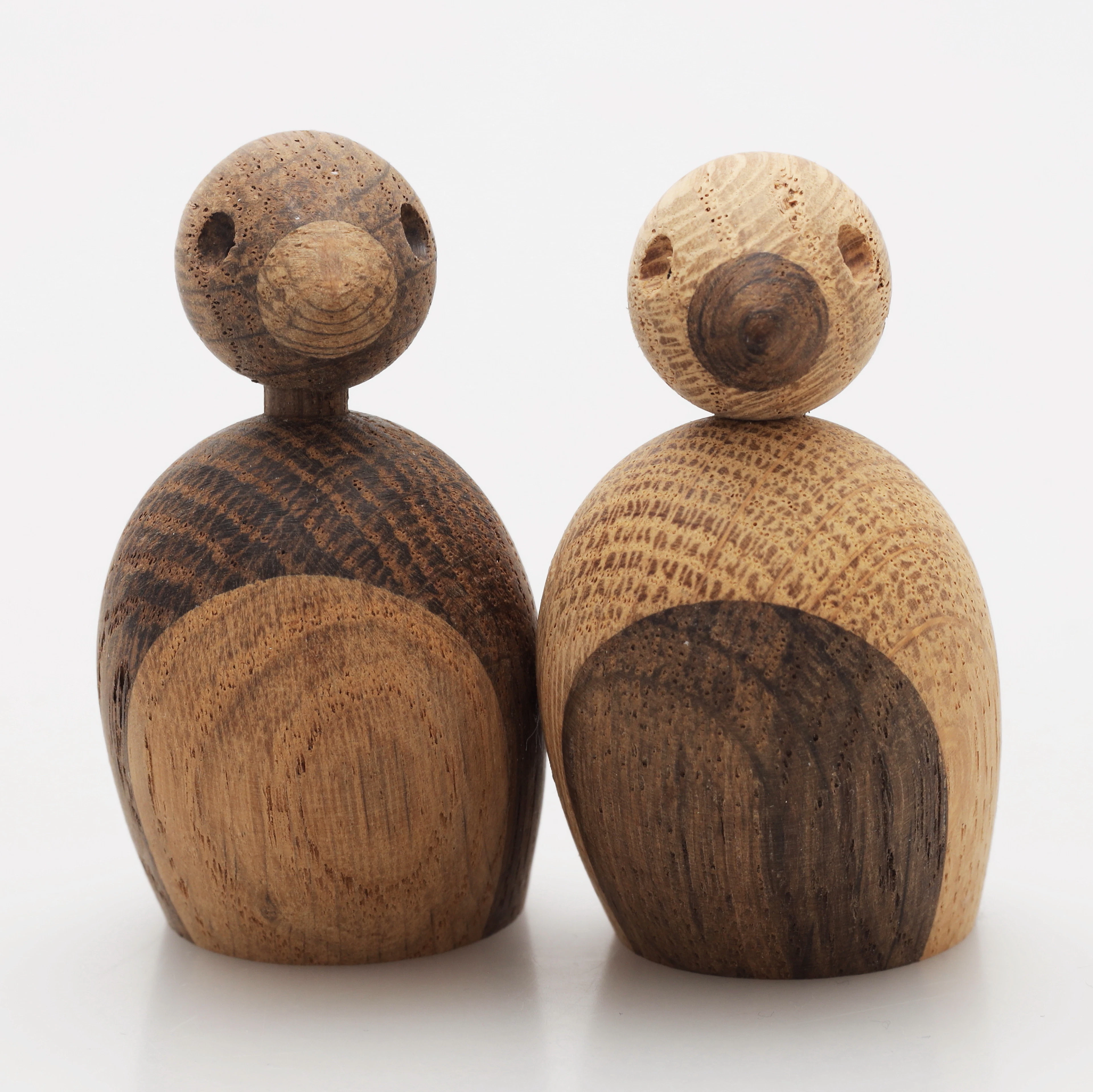 KAY BOJESEN. Fåglar, 2 st, trä, Danmark, 2000-tal.
