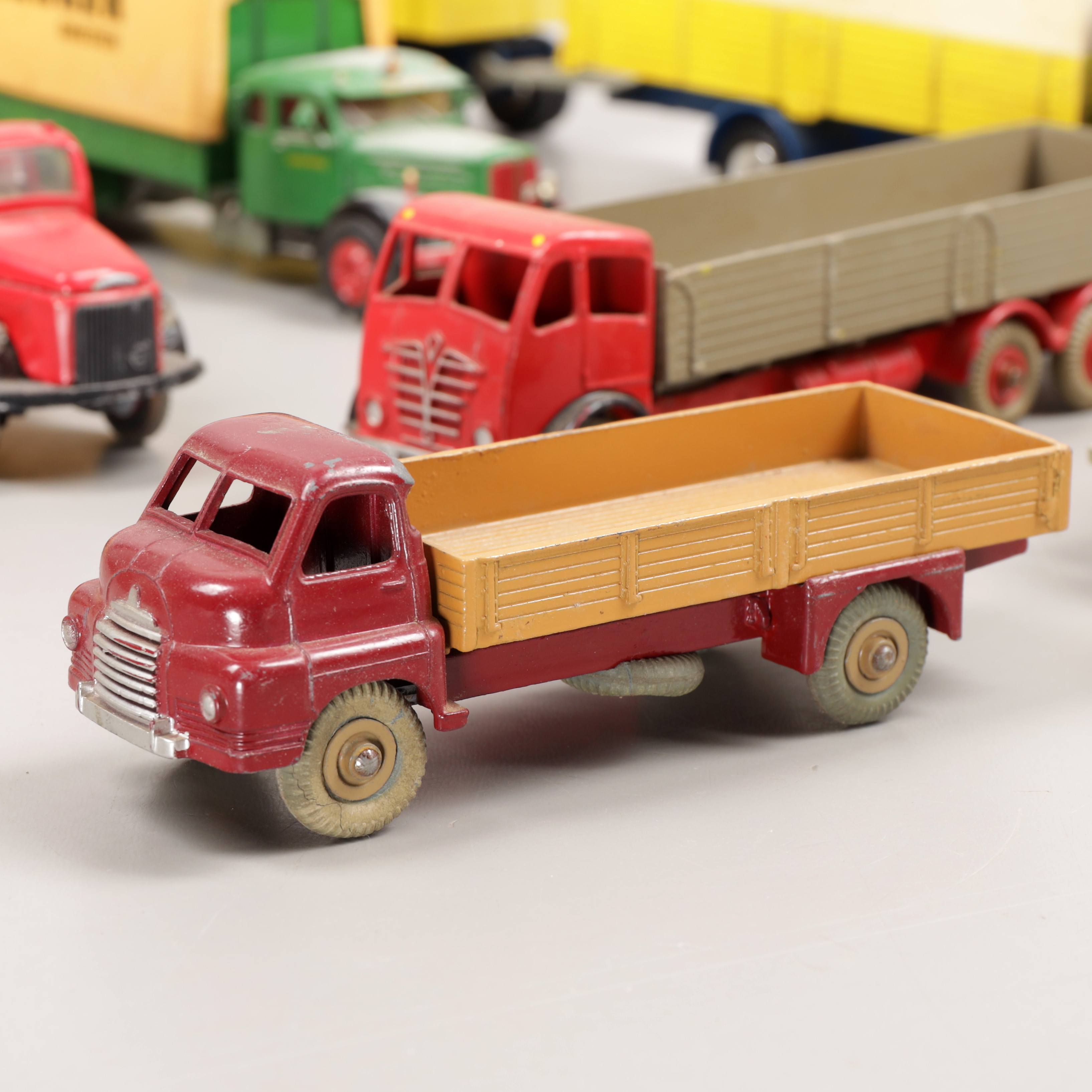 希少 DINKY TOYS 425 箱入り新品 トラック 希少 DINKY TOYS 425 箱入り