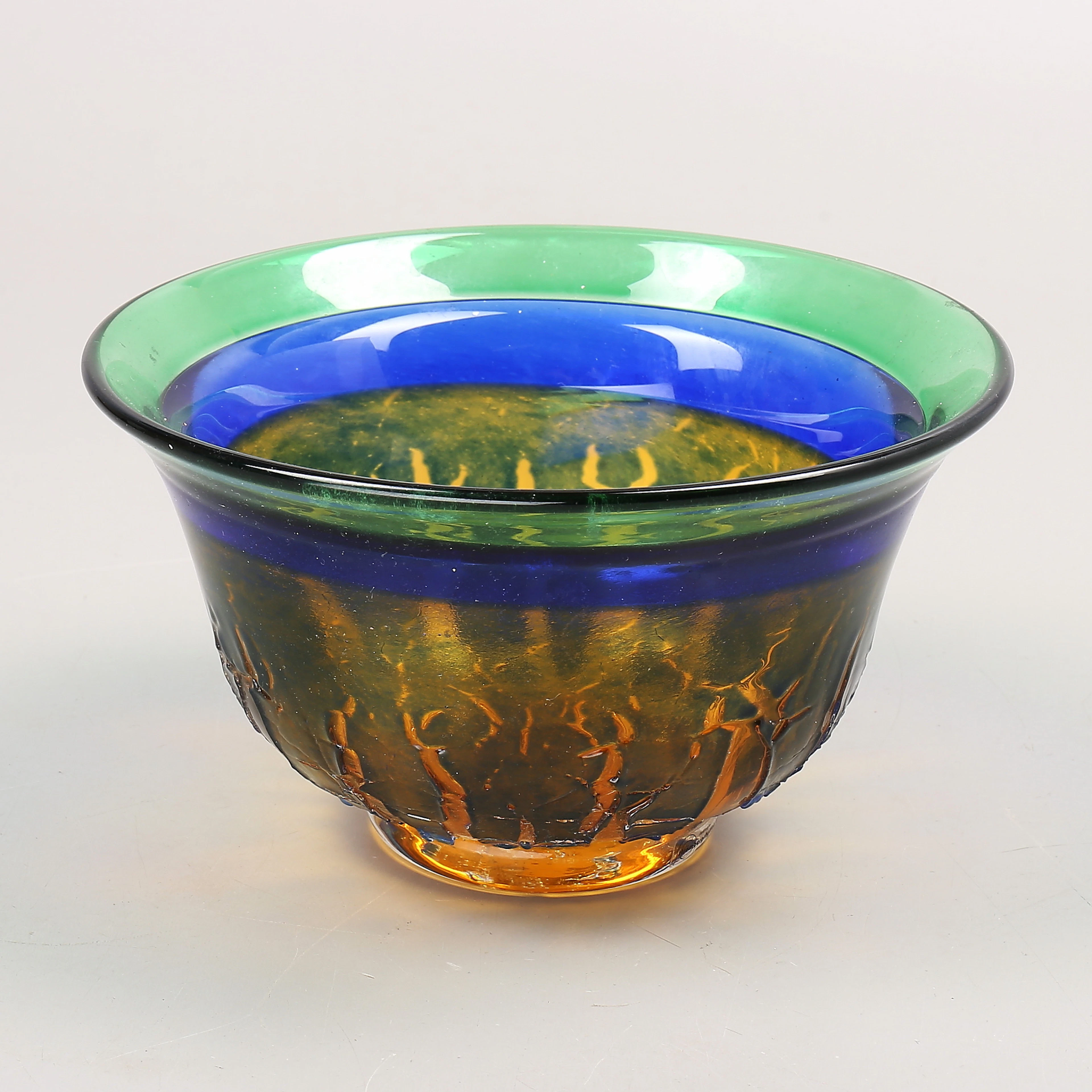 HÅKAN GUNNARSSON. Skåp, glas, Strömbergshyttan, signerad.