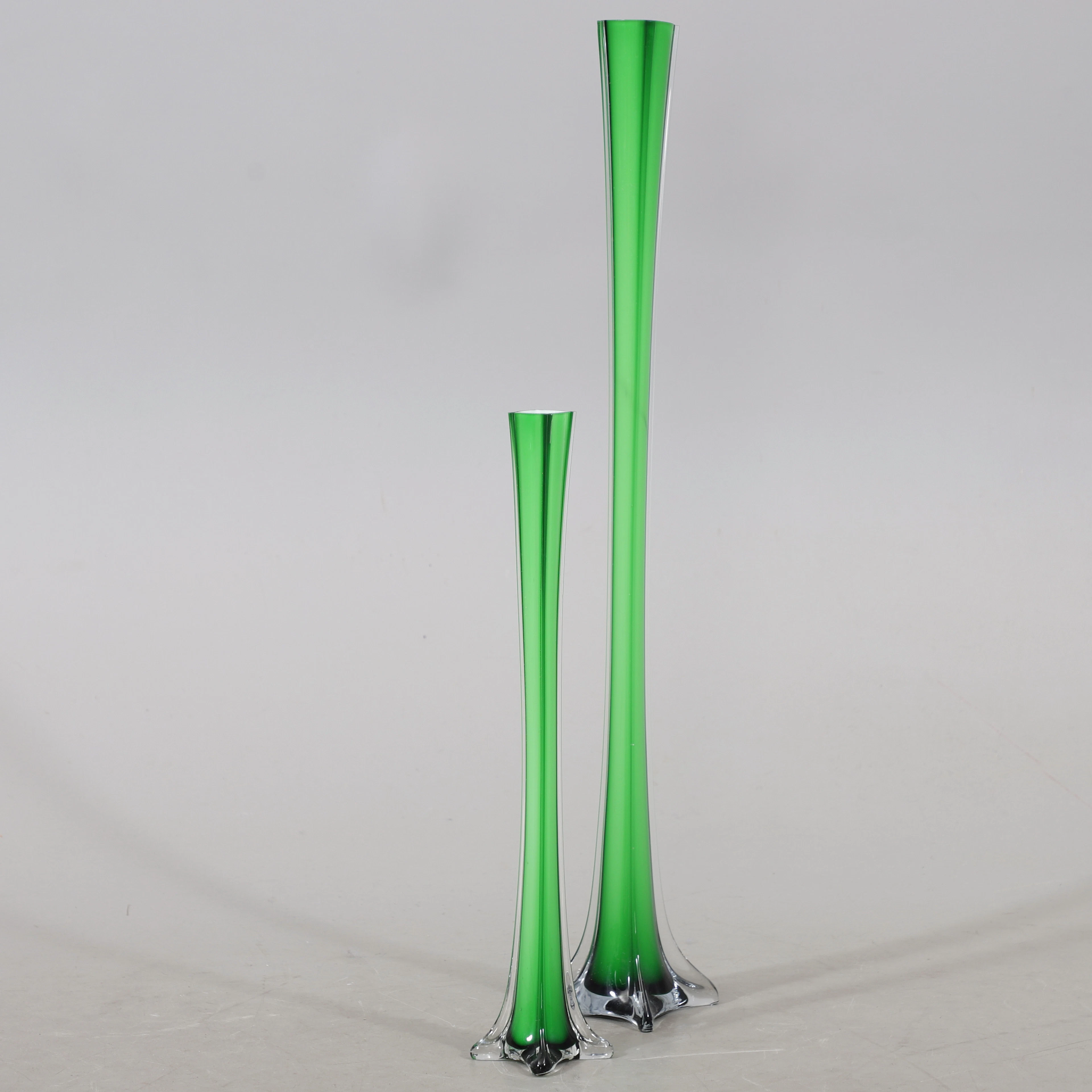 VASER, 2 st, glas, 1900/2000-tal.