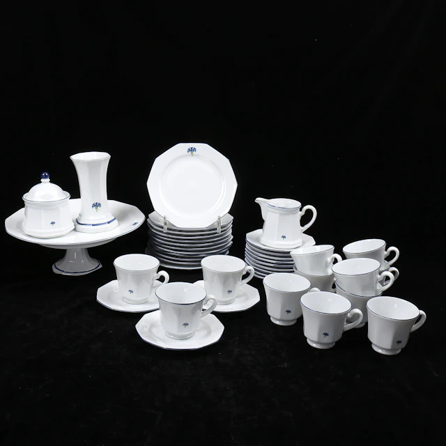 KAFFESERVIS "Blåklint", 40 delar, Boda Shop.
