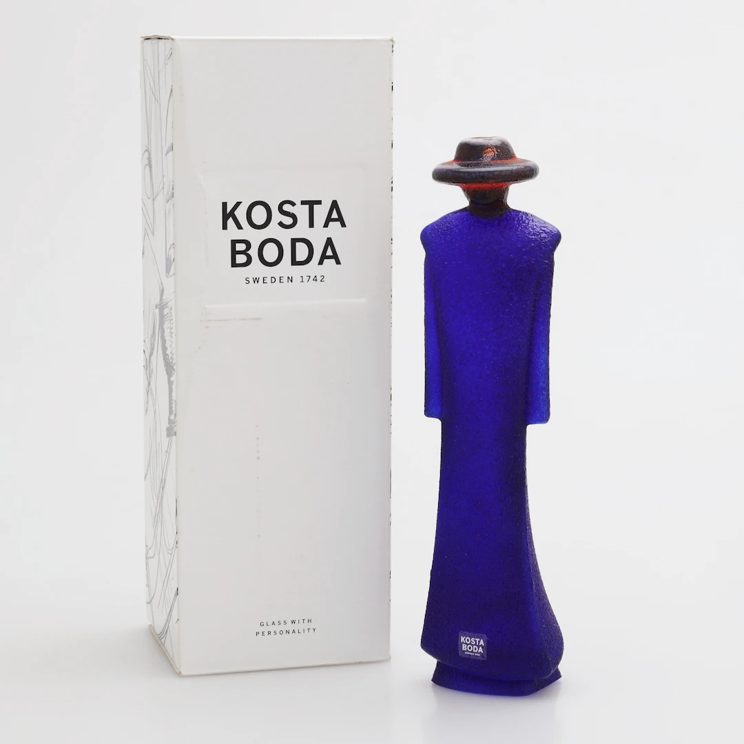 KJELL ENGMAN. Figurin, "Catwalk", Kosta Boda, signerad.