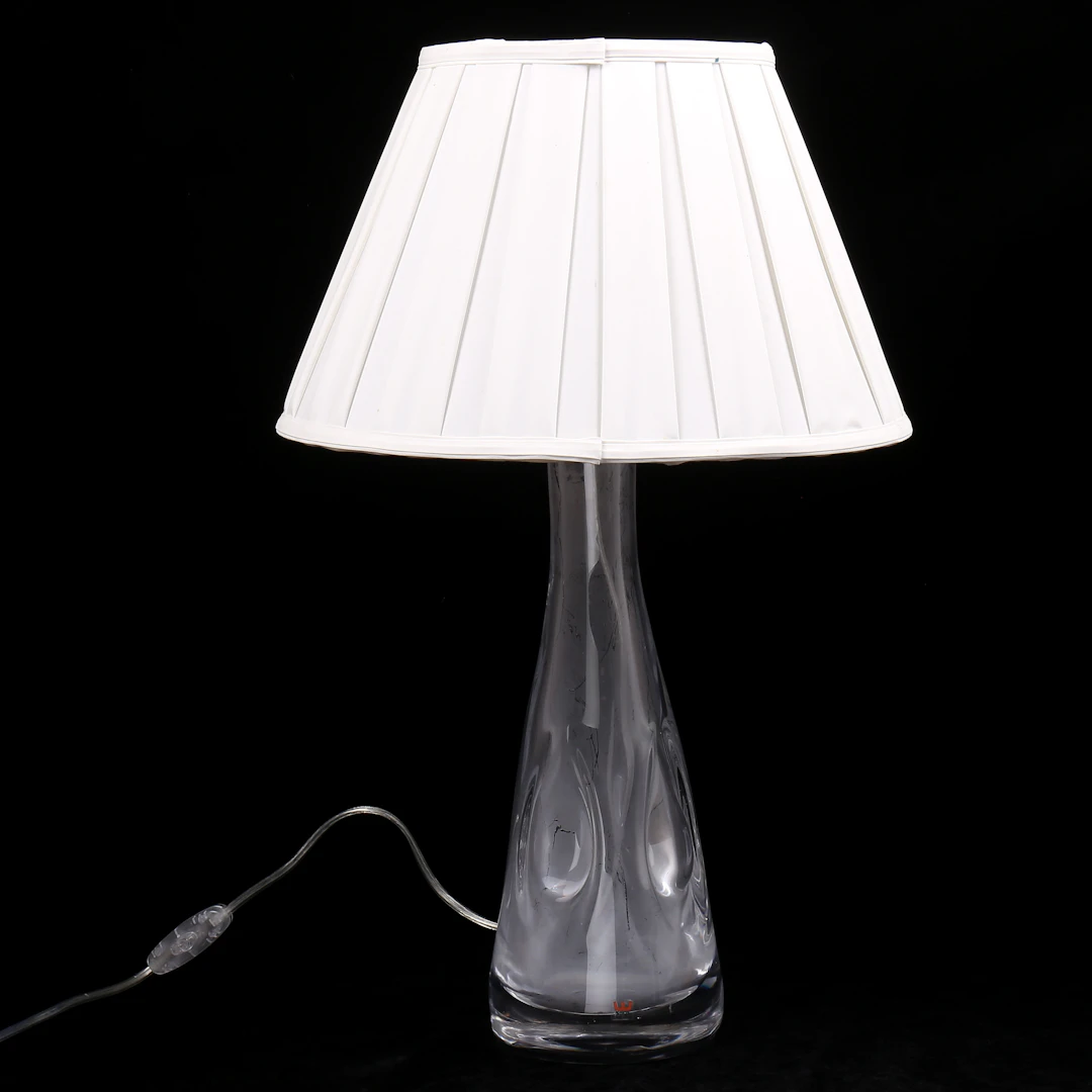 GÖRAN WÄRFF. Bordslampa, glas, Kosta, 1900-talets andra hälft.