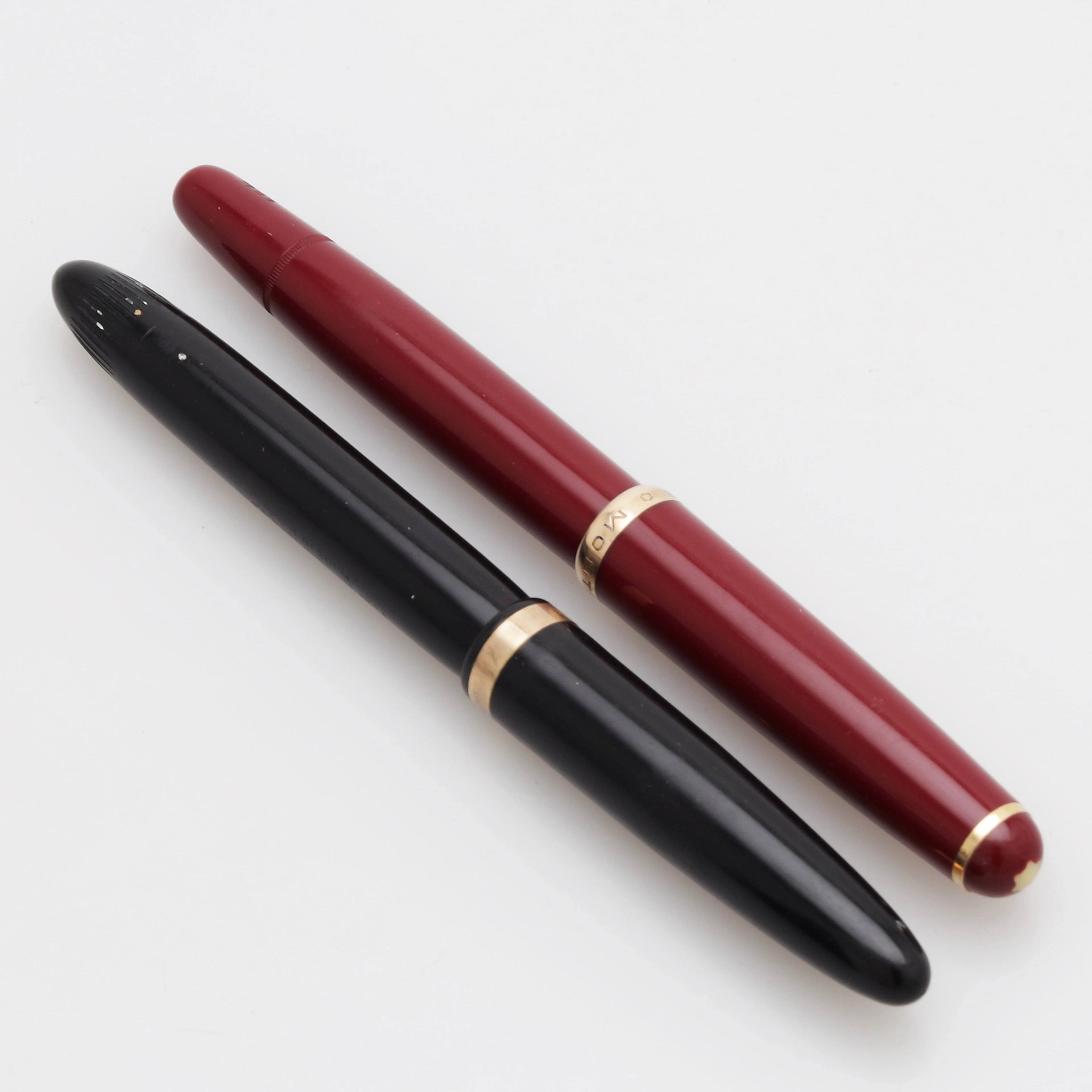 PENNOR, 2 st, guld 14K, Sheaffers/Montblanc, 1900-talets andra hälft.