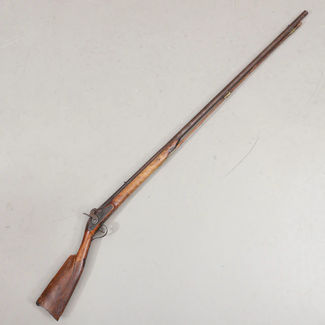 SLAGLÅSGEVÄR MED EXTRA LÅNG PIPA, 1800-tal.