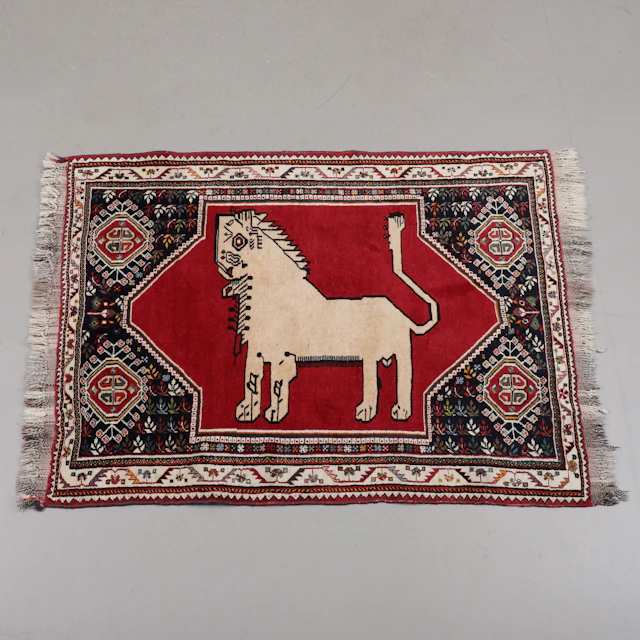 MATTA, orientalisk, 154x117 cm.