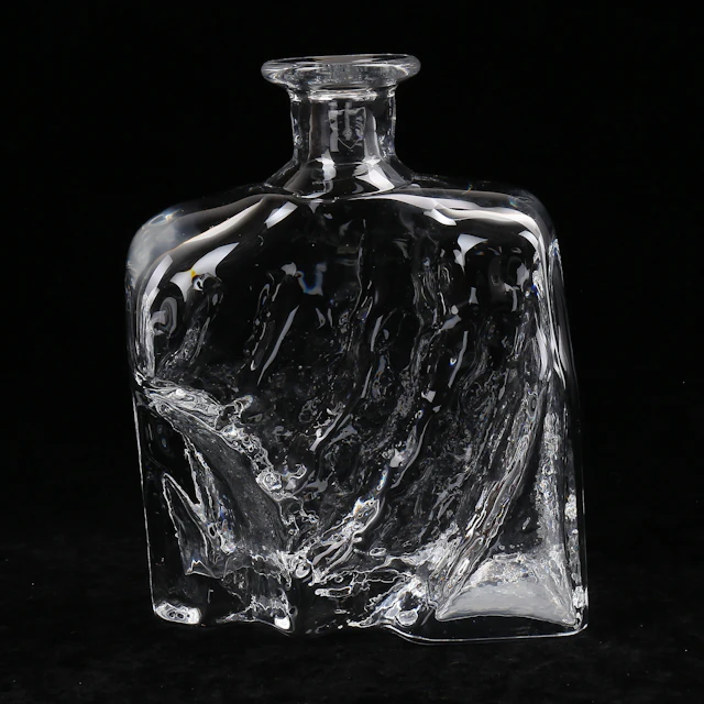 LARS HELLSTEN. Flaska, glas, Orrefors, 1970-tal.