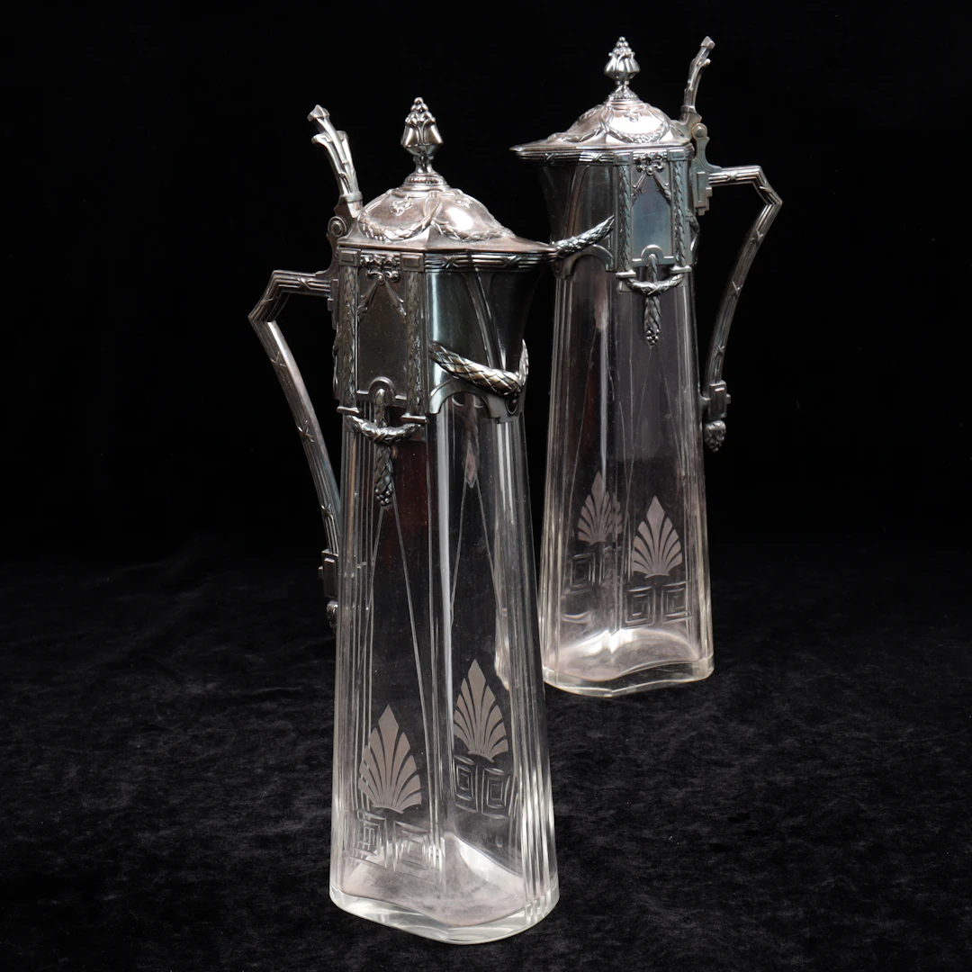 KANNOR, ett par, glas/metall, jugend, 1900-talets början.