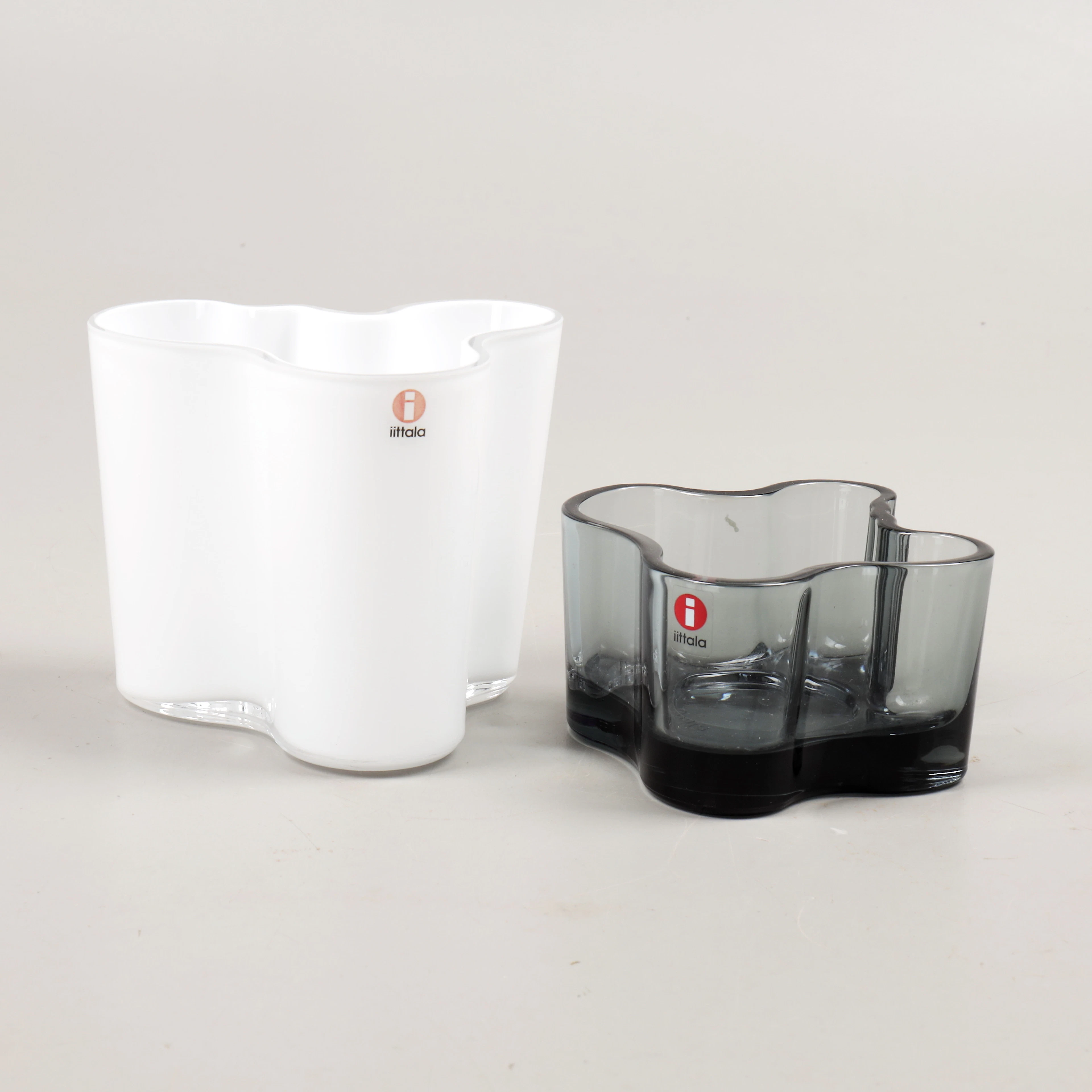 ALVAR AALTO. Vaser, 2 st, "Savoy", Iittala, 2000-tal.