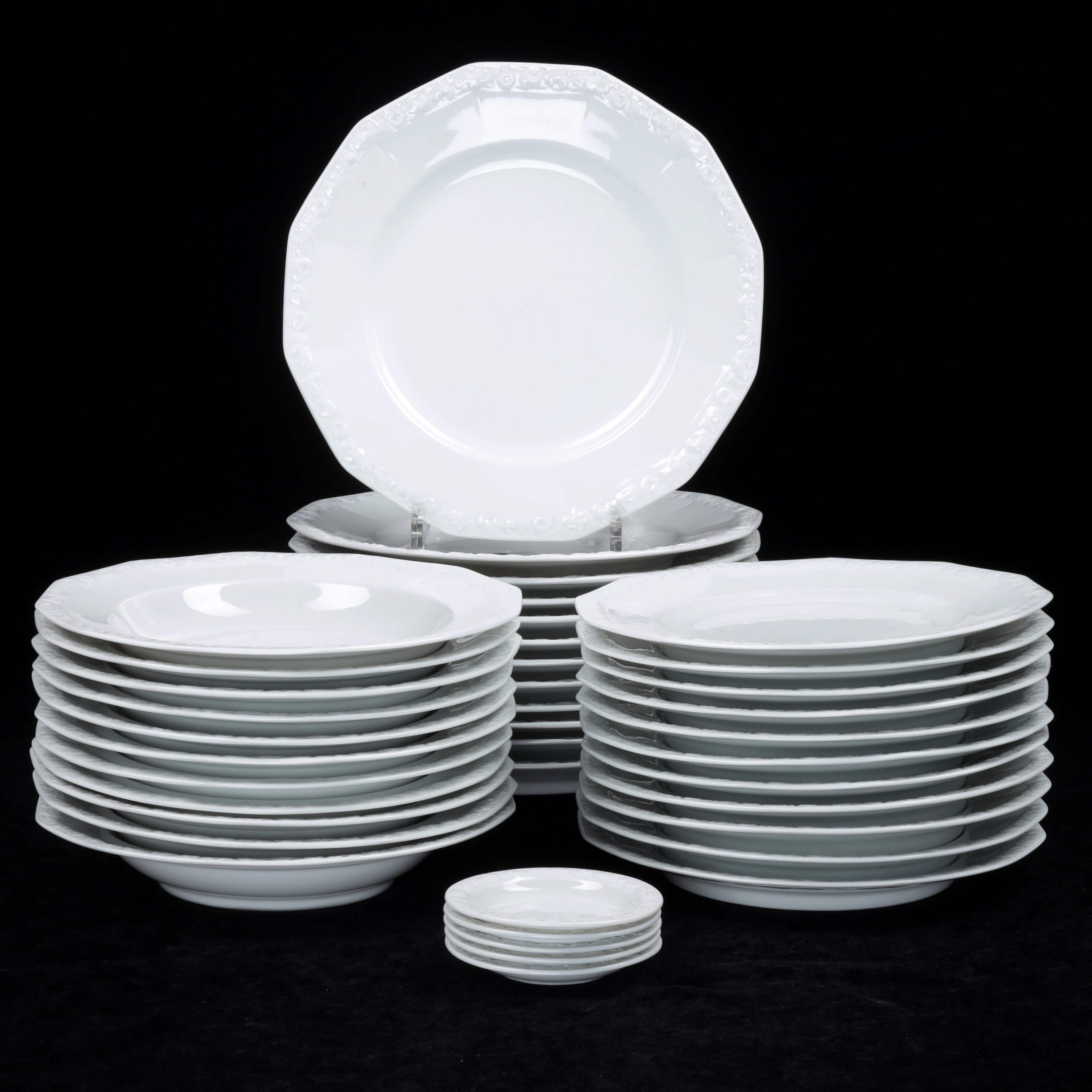 Auction price result for rosenthal maria classic rose