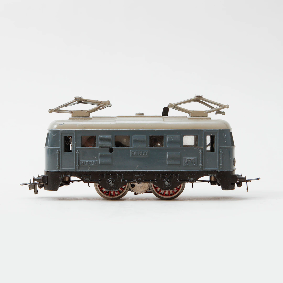 MÄRKLIN, lok ES 800.