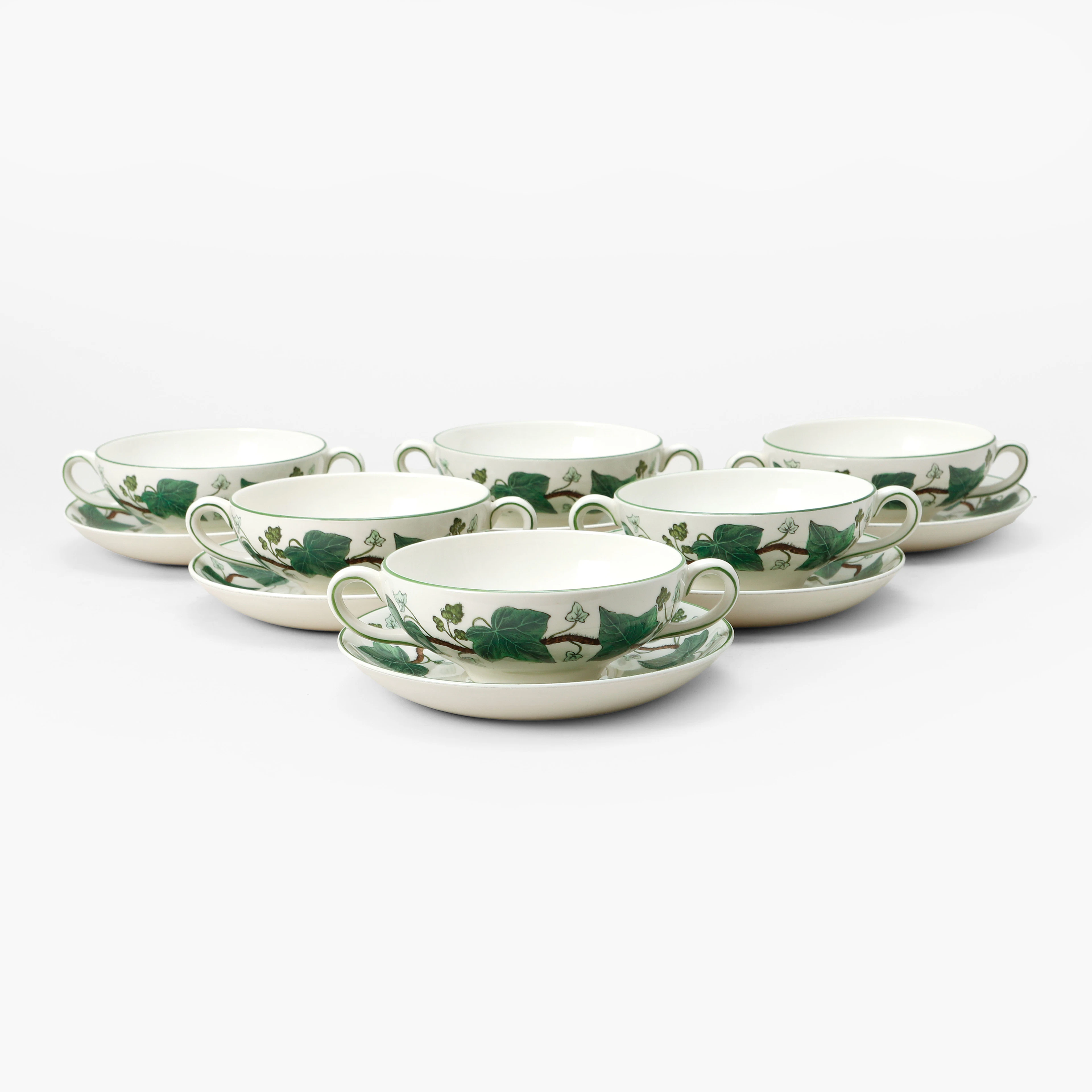 BULJONGKOPPAR "NAPOLEON IVY" med fat, 6 st, porslin, Wedgwood.