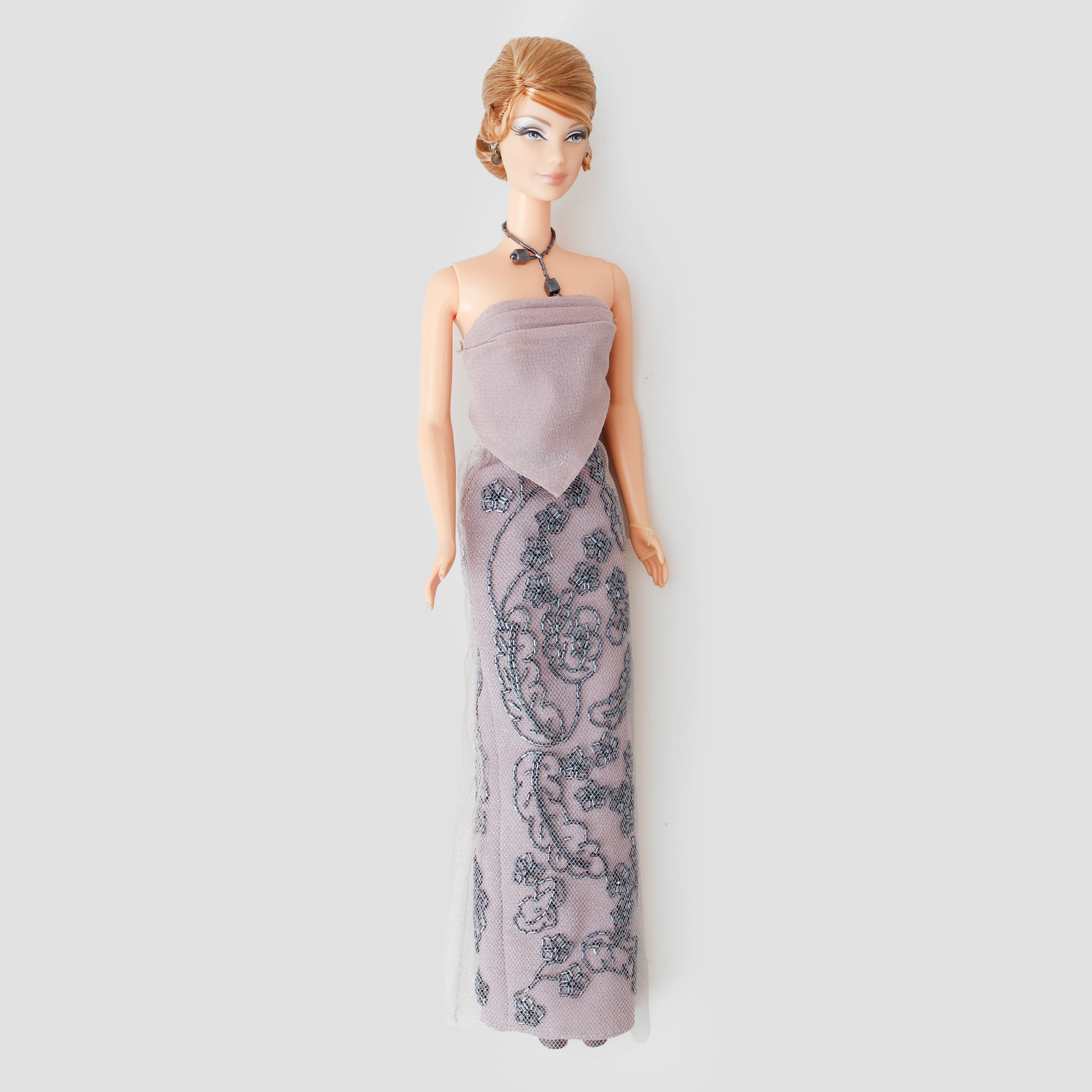 BARBIEDOCKA, Limited Edition, Giorgio Armani, och Mattel.