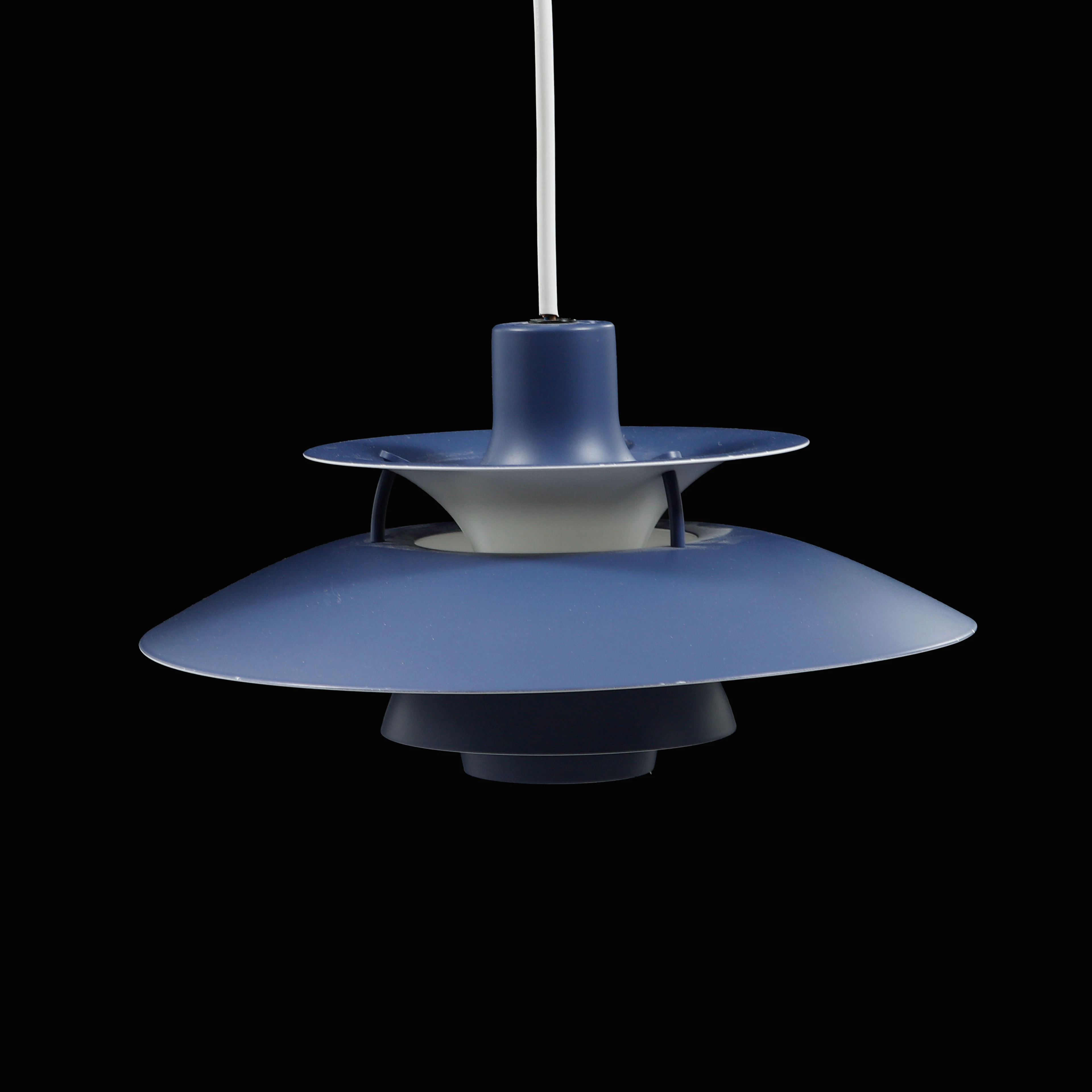 POUL HENNINGSEN. Taklampa, "PH- 5 mini", för Louis Poulsen.