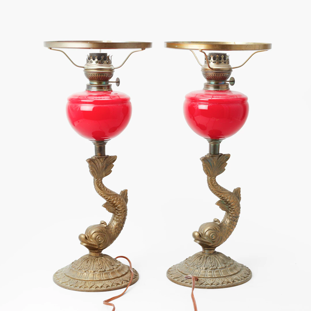 BORDSLAMPOR, ett par, empirestil, 1800/1900-tal.