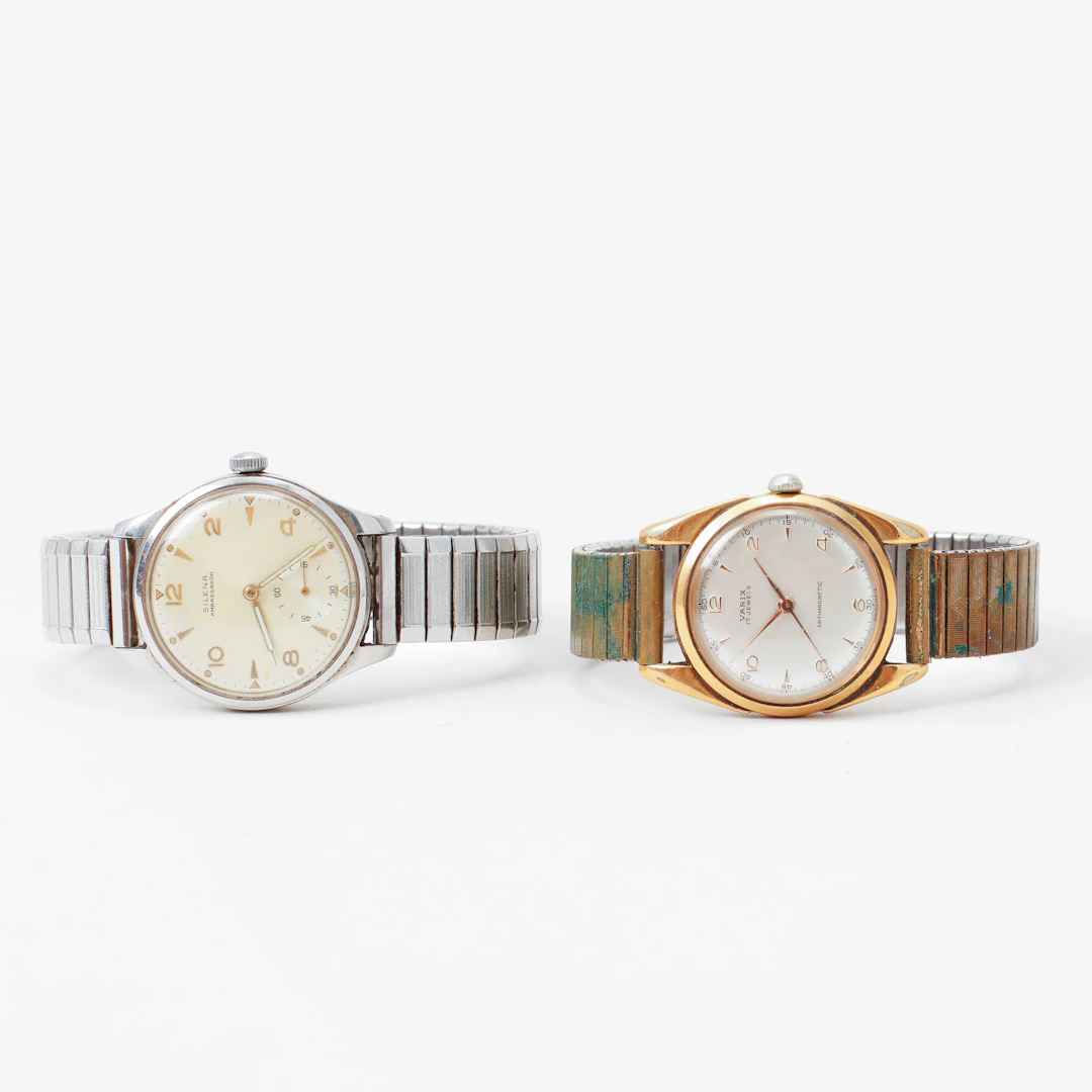 ARMBANDSUR, 2 stycken, Silena Ambassador och Varix.