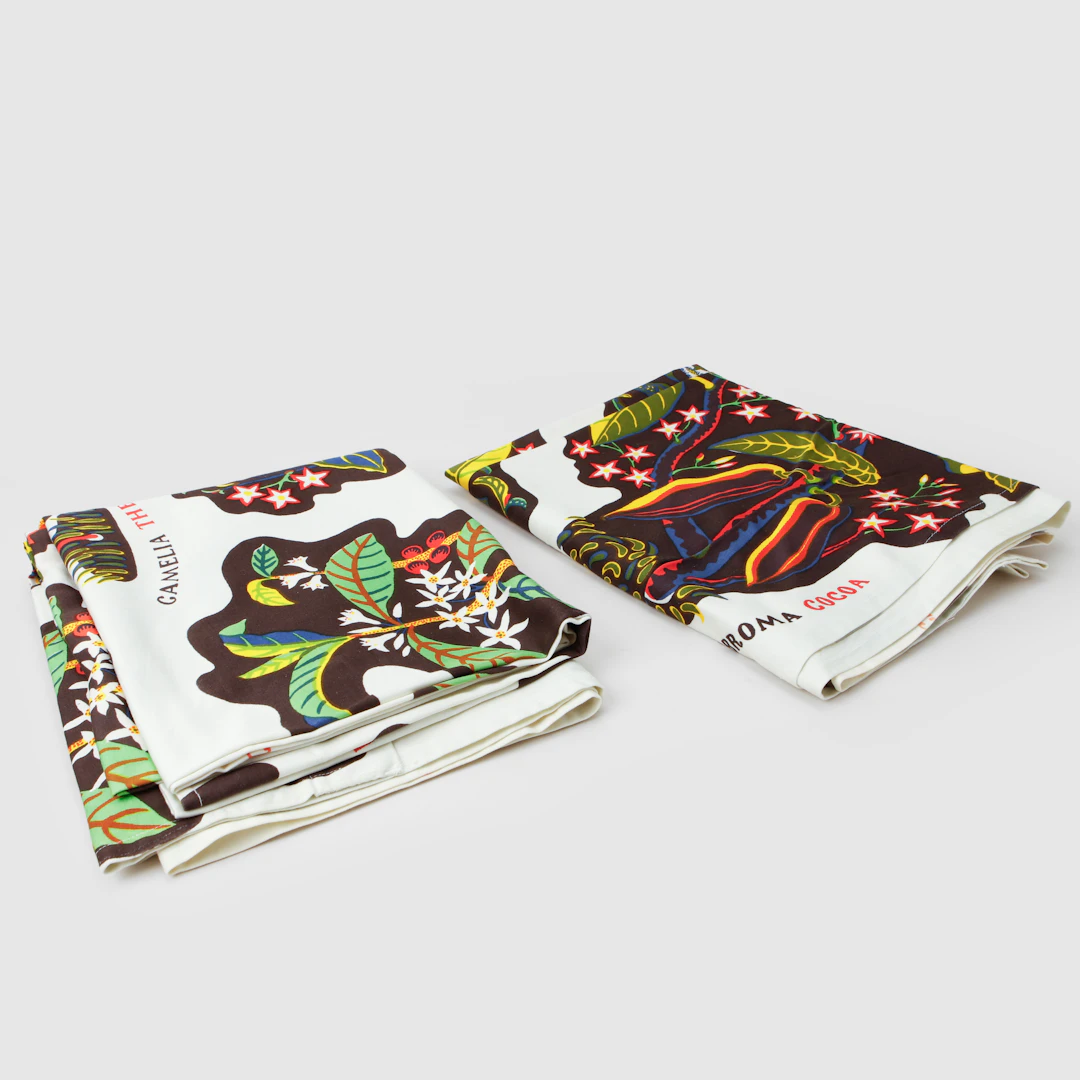 JOSEF FRANK. Gardiner "Drinks", 1 par, bomull, Firma Svenskt Tenn.
