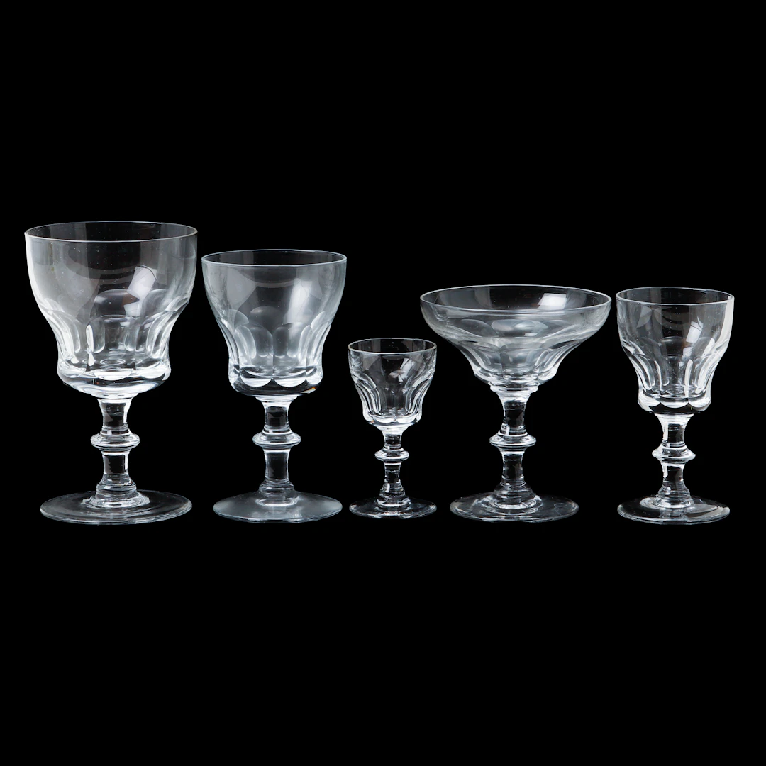 GLASSERVIS, "Brynhild", 67 delar, Hadeland Glassverk, Norge.