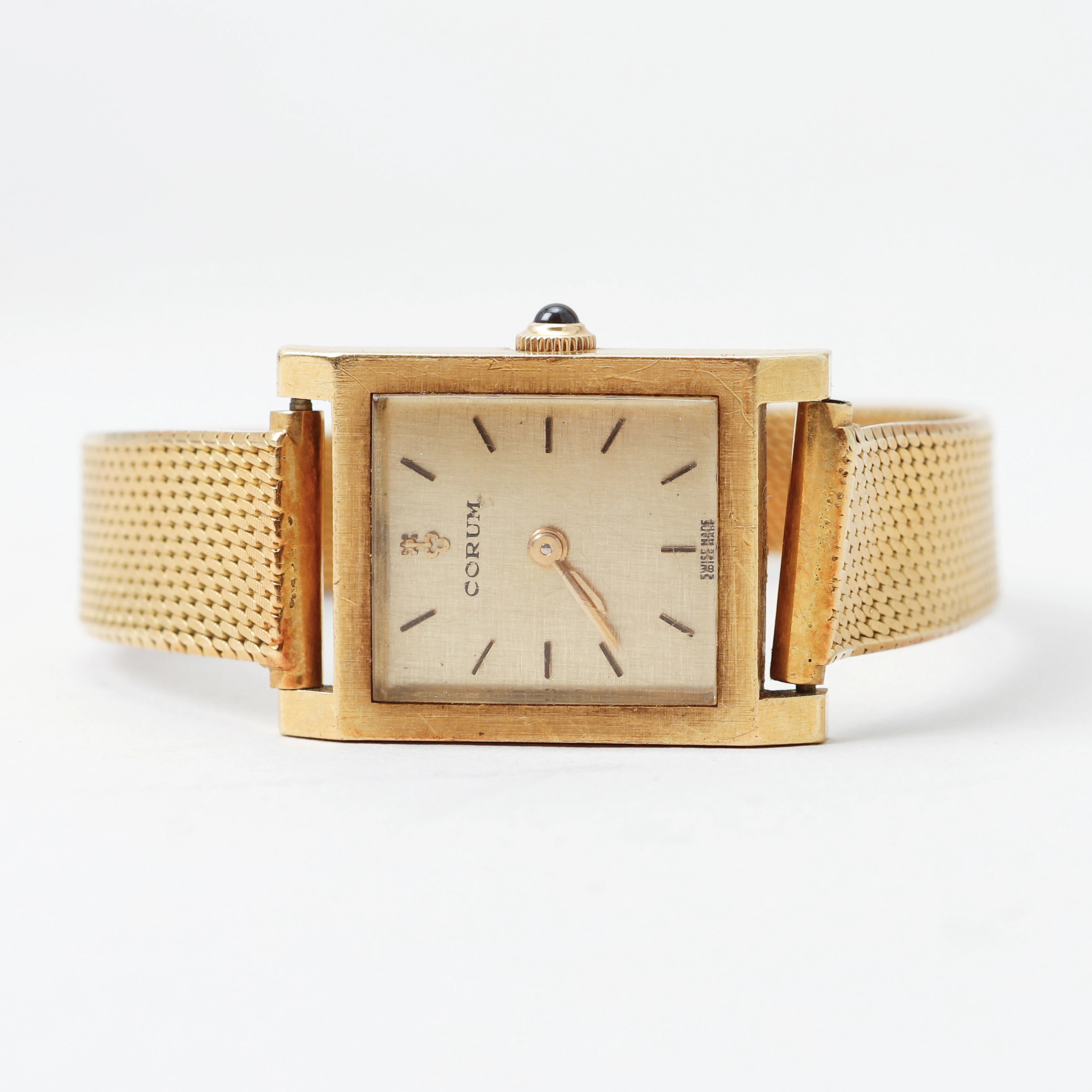 ARMBANDSUR, Corum, 18k guld, manuell, 1970-tal.
