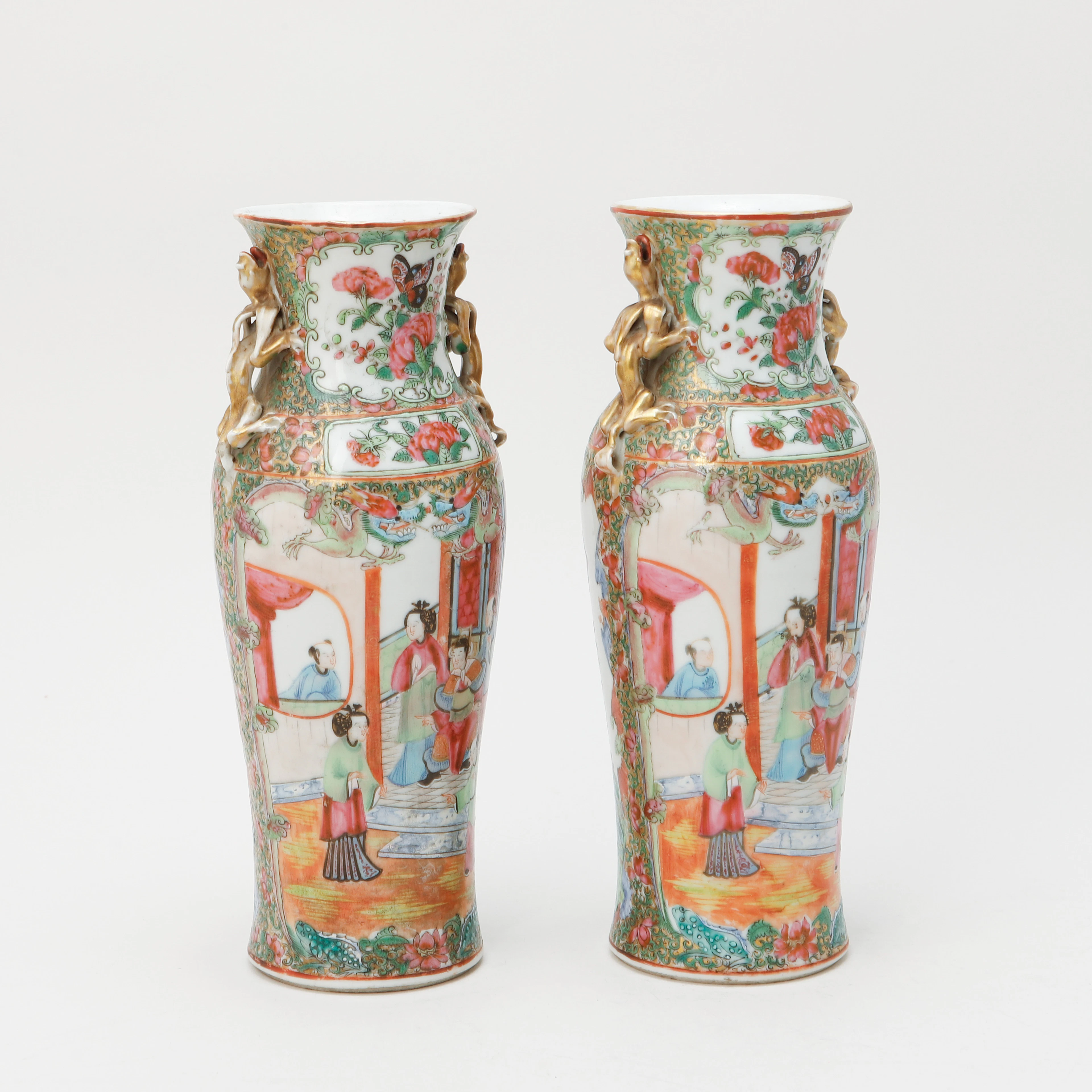 VASER, 2 st, porslin, Kanton, 18/1900-tal.