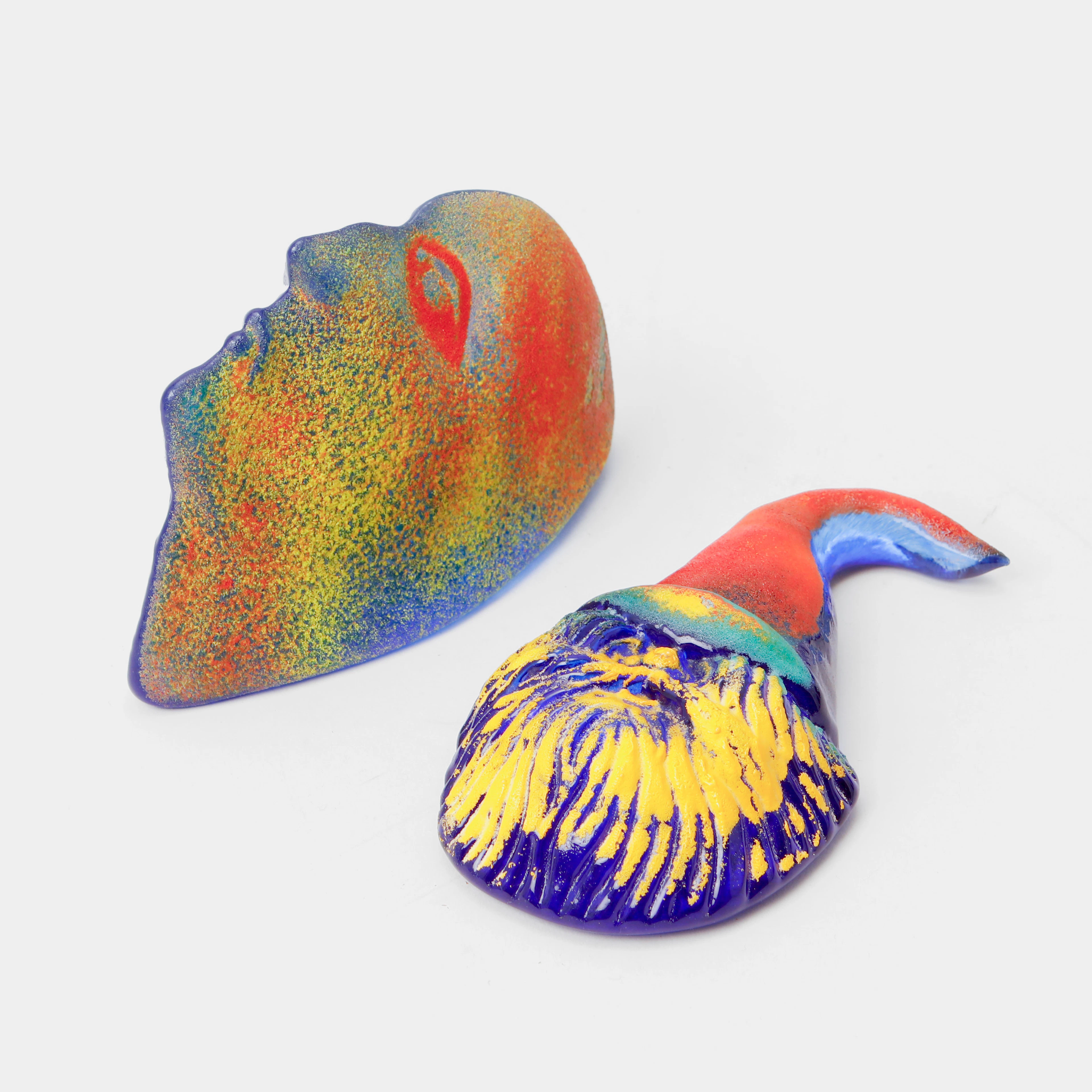 KJELL ENGMAN. Väggskulpturer, 2 st, glas.