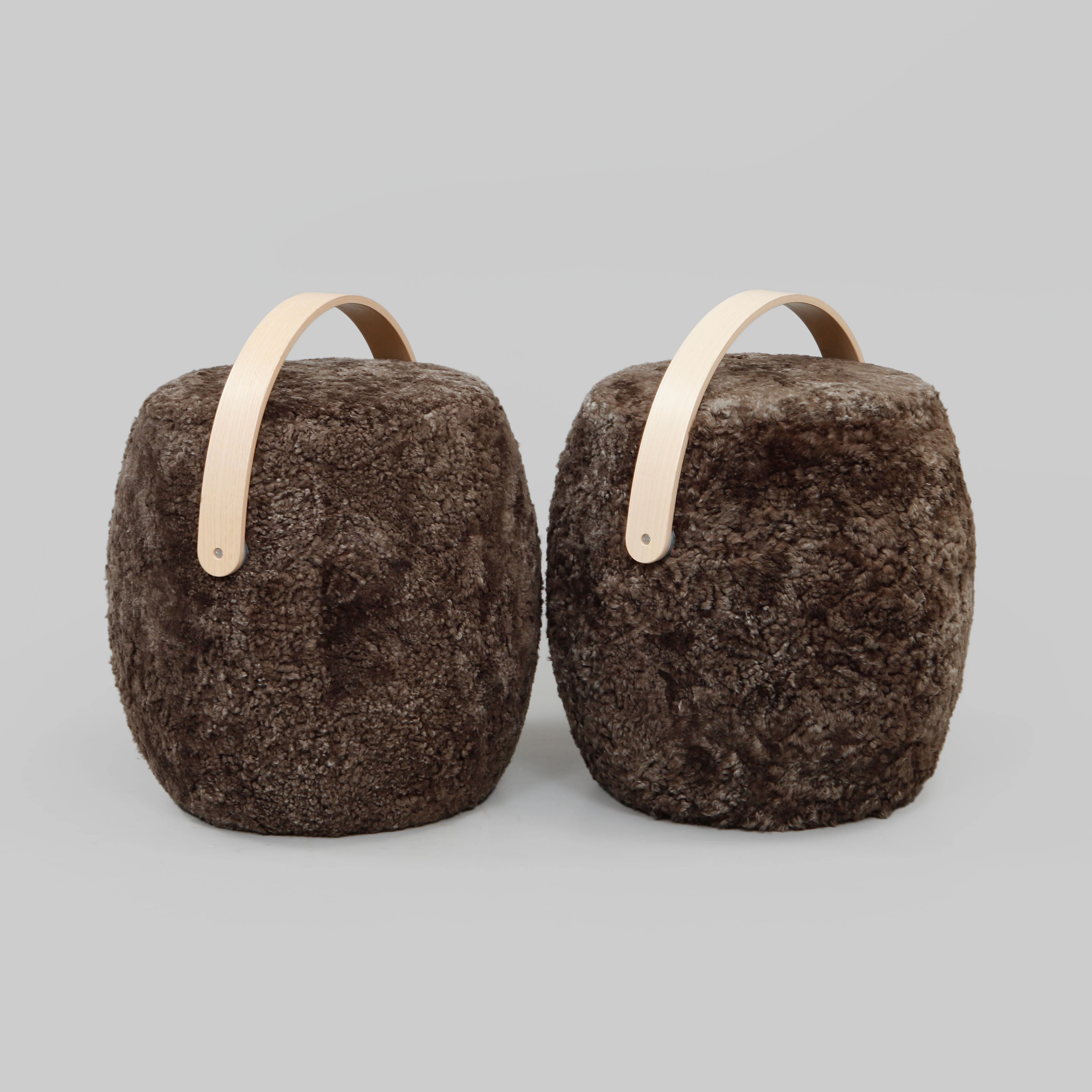 MATTIAS STENBERG. Pallar/ sittpuffar, 2 st, "Carry On" Offect.