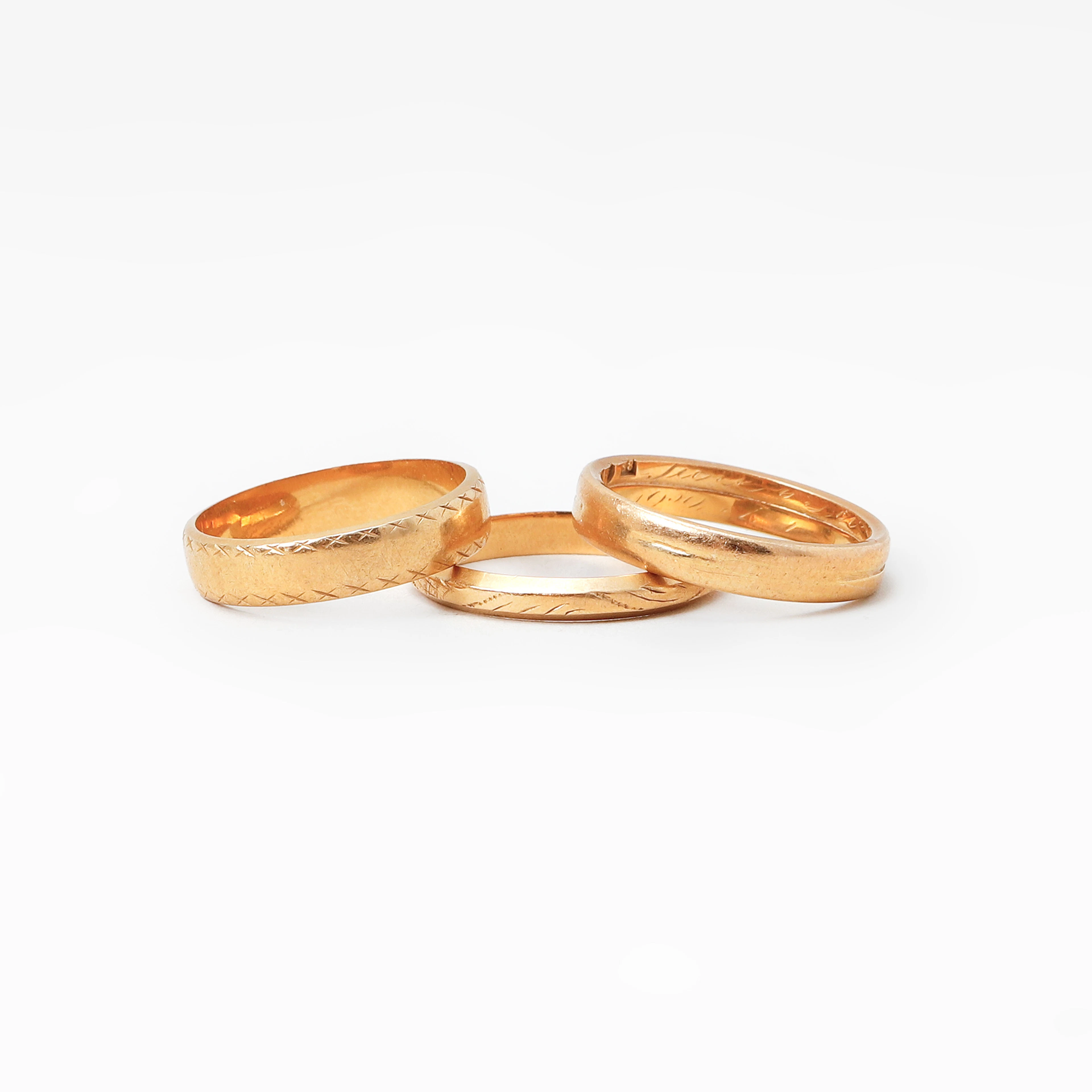RINGAR, 3 stycken, 18k guld. Vikt 9.2 gram.