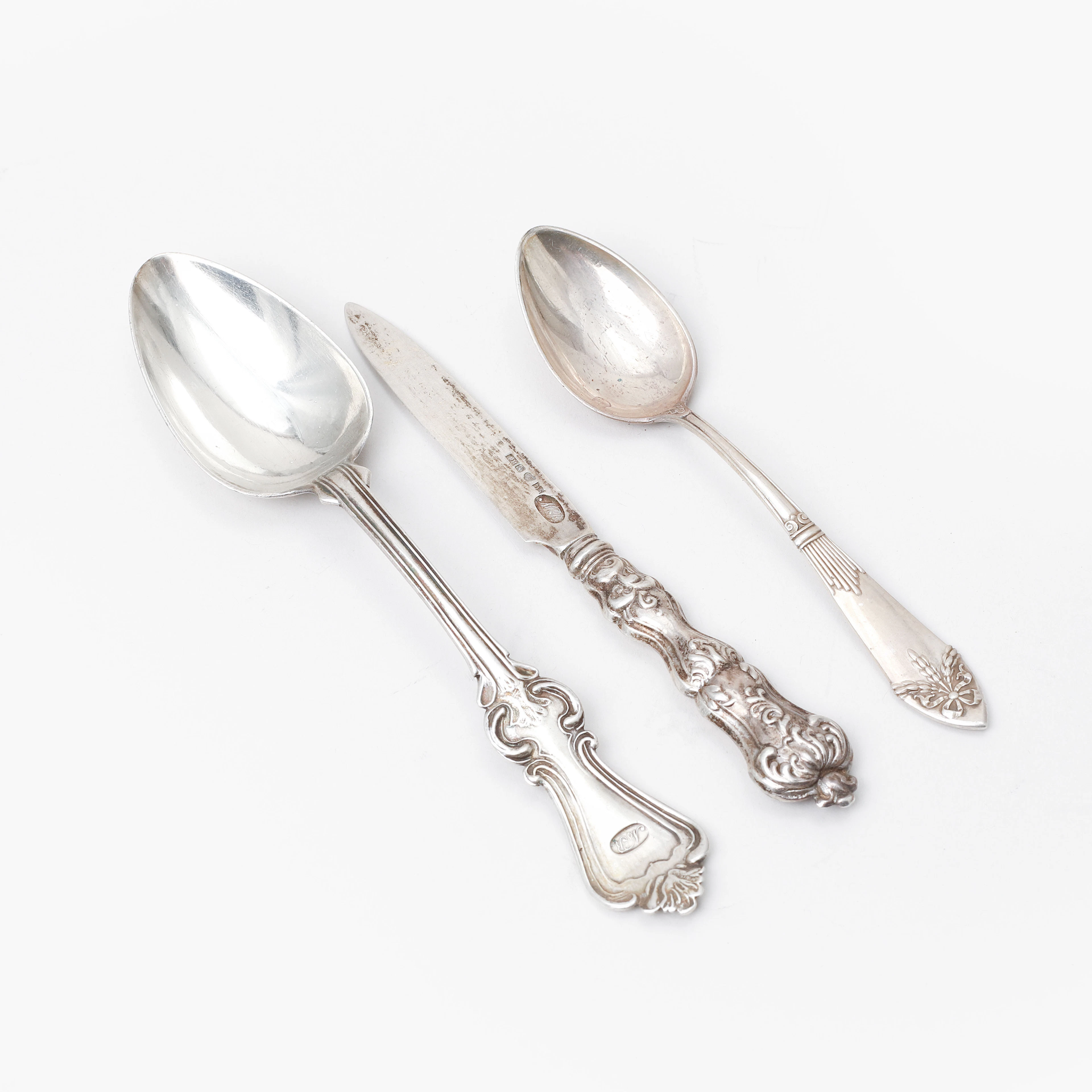 SILVERBESTICK, 19 stycken, vikt cirka 500 gram.