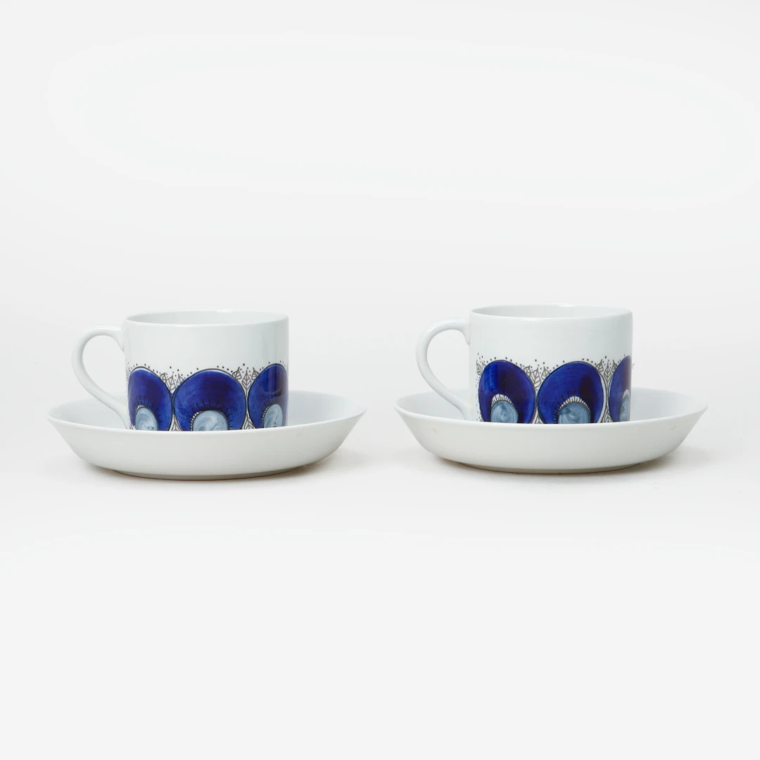 KAFFEKOPPAR med FAT, 2 st, "Iris", flintgods, Rörstrand.