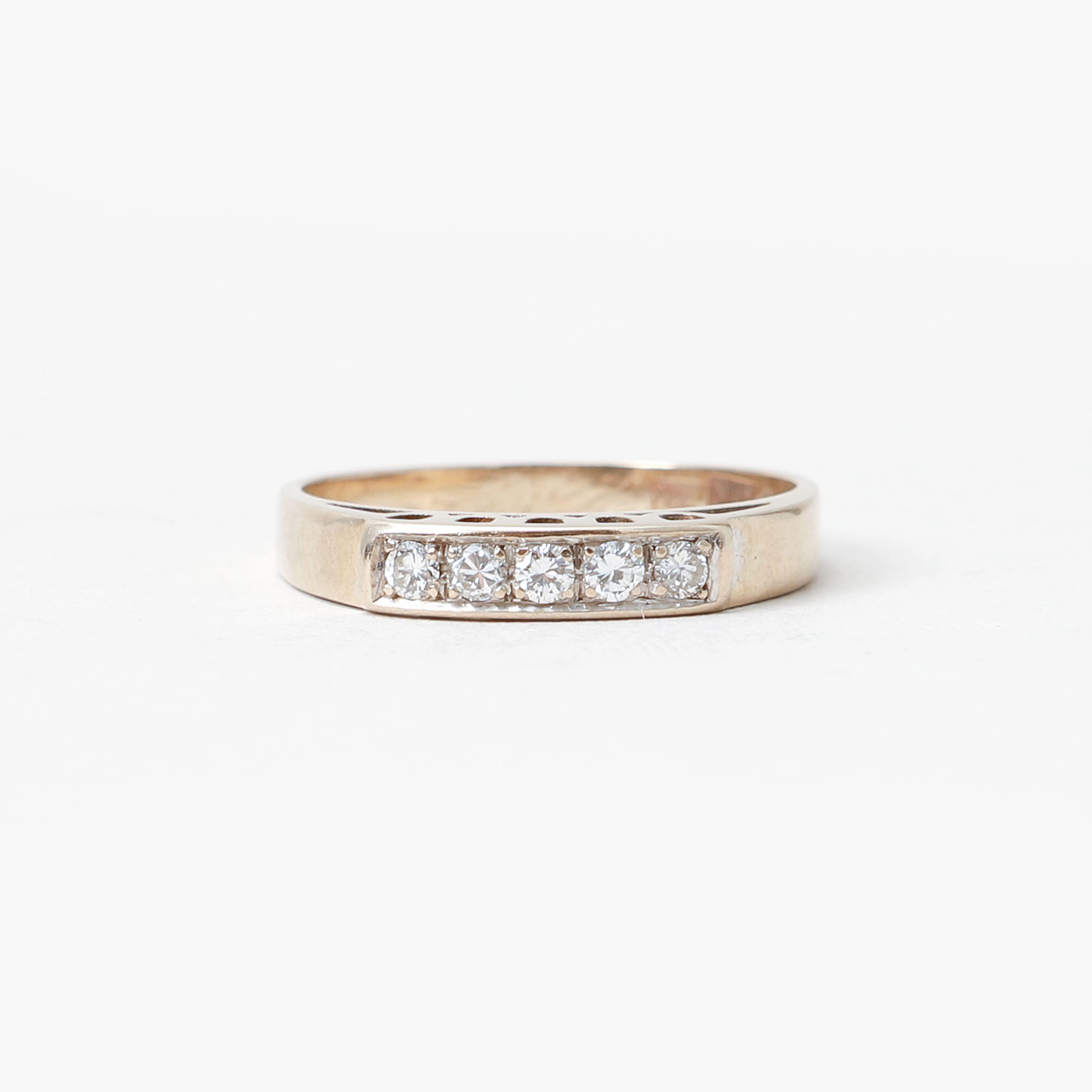 RING, 18k vitguld, diamanter 0,20ct, ca 3,2 gram, Sitgbert, Stockholm, 1975.