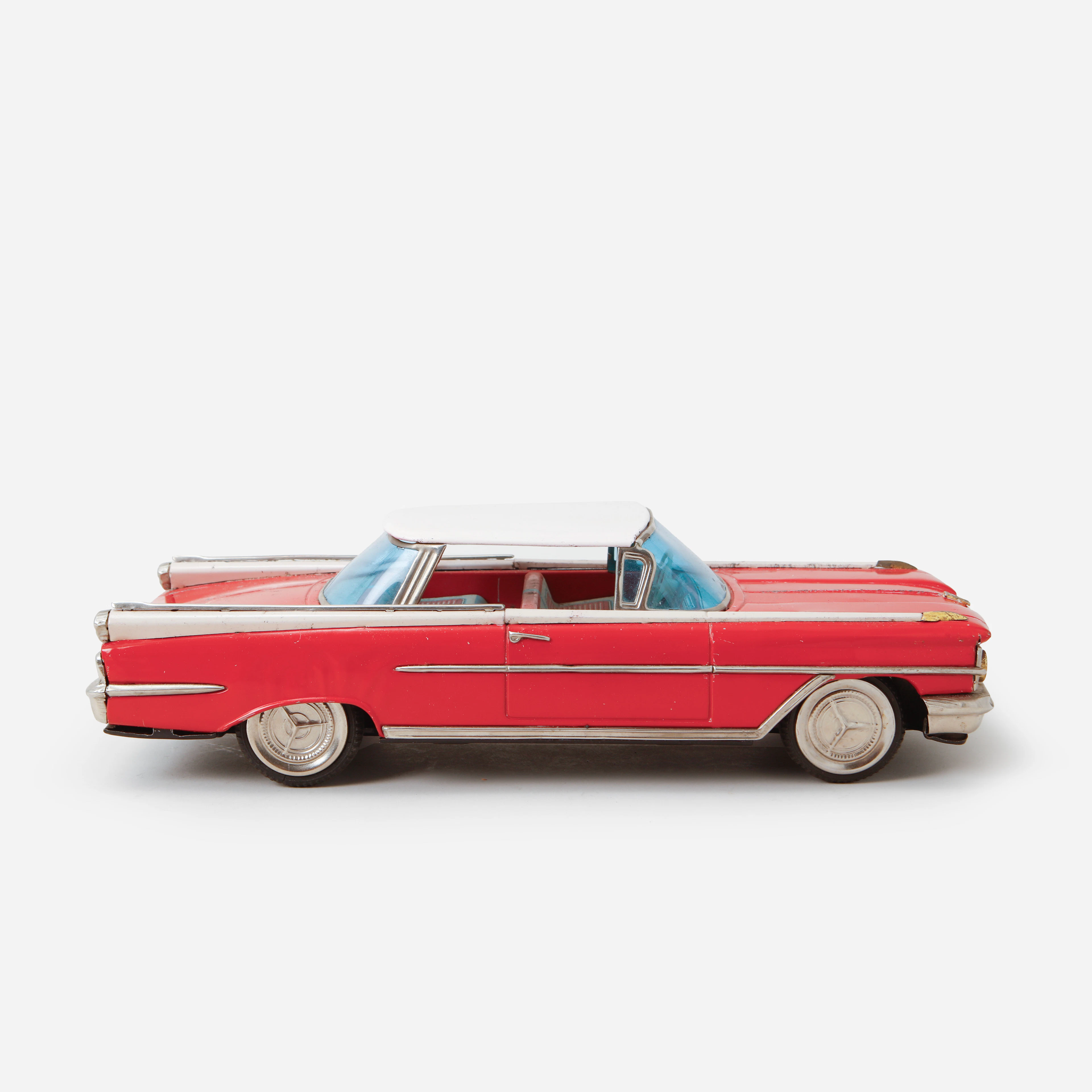 PLÅTBIL, "Oldsmobile", Ichiko, Japan.