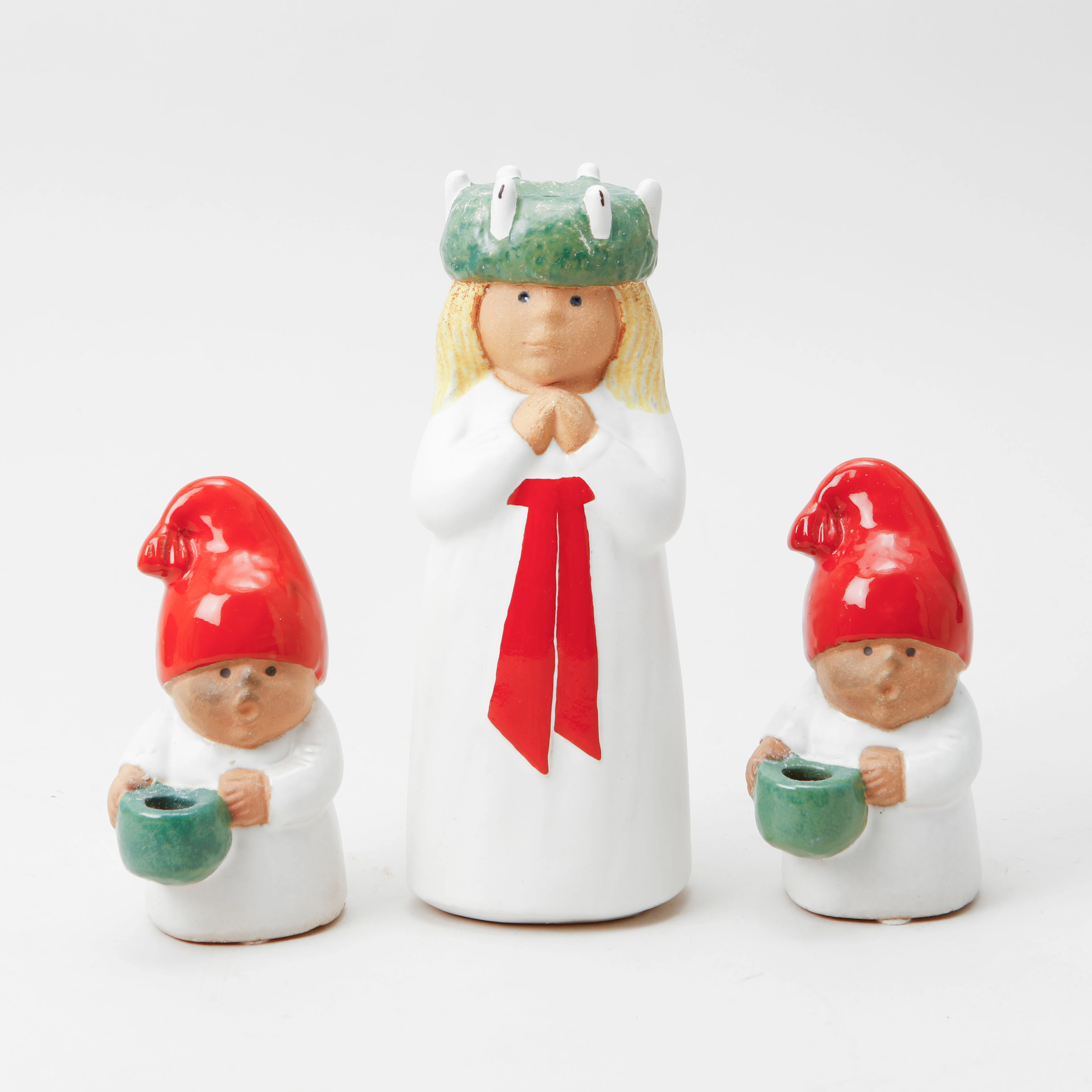 LISA LARSON. Figuriner, 3 st, stengods. Gustavsberg.