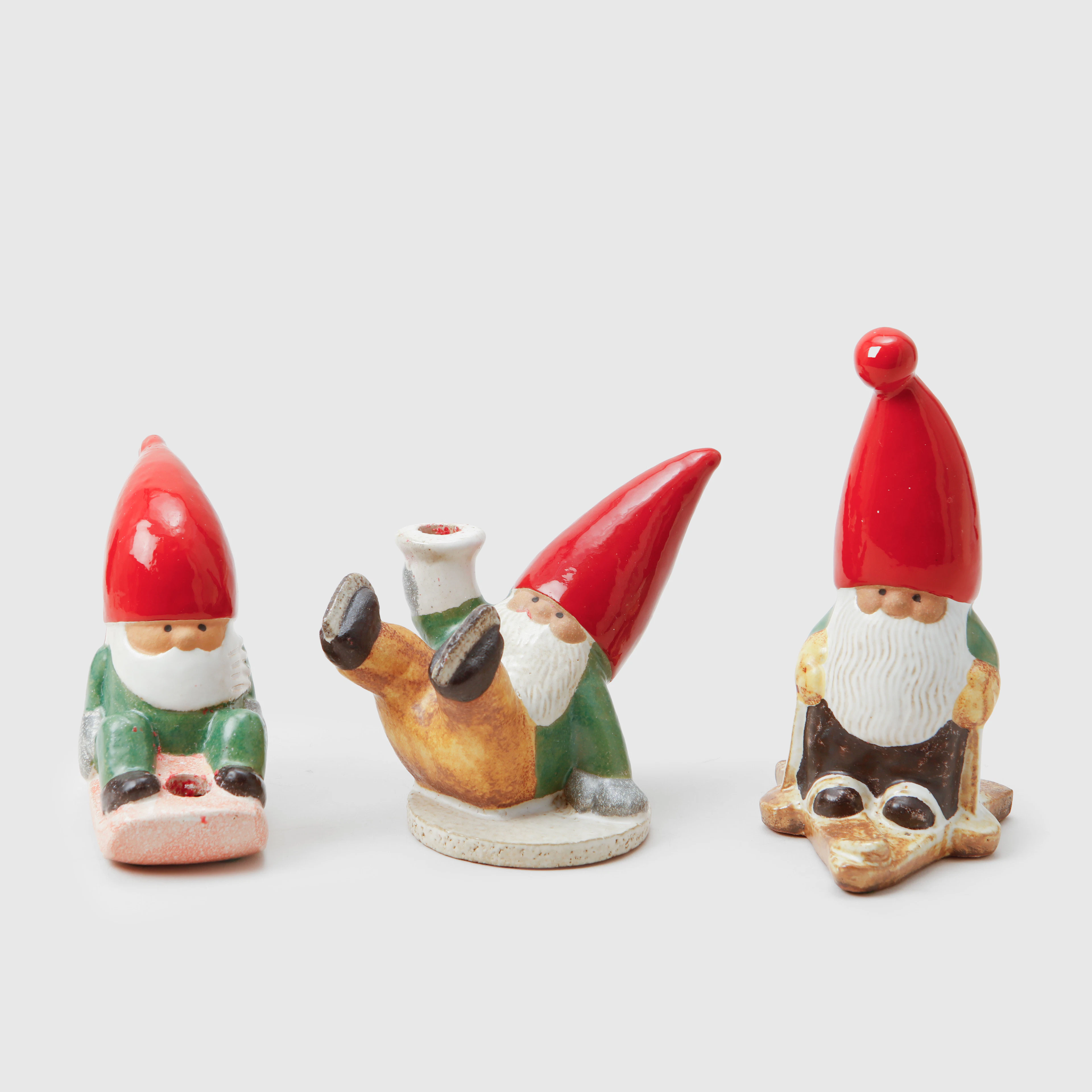 LISA LARSON. Figuriner, 3 st, stengods. K-Studion, Gustavsberg.