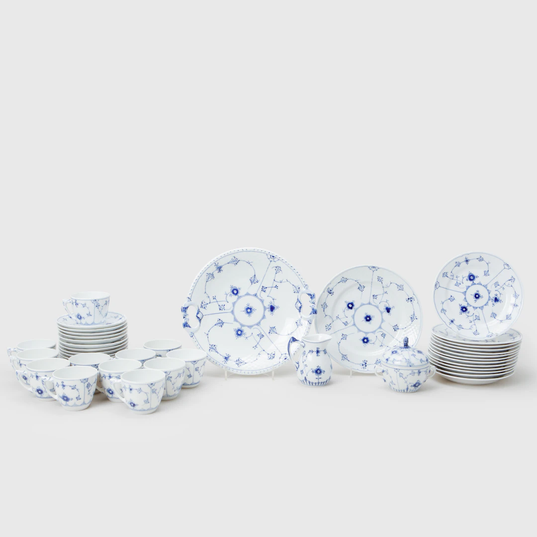 SERVISDELAR, 29 delar, "Musselmalet", Bing & Gröndahl.