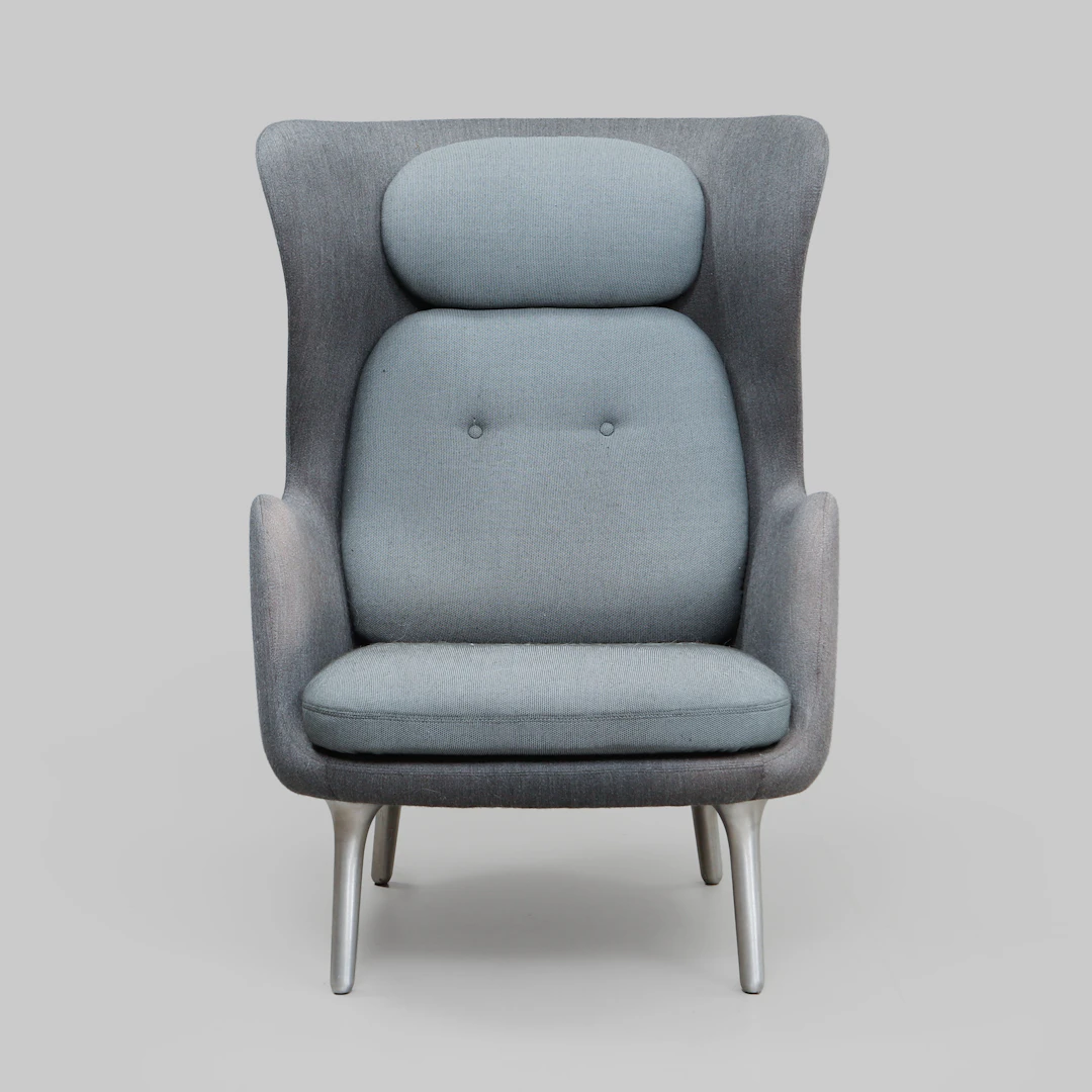 JAIME HAYON. Fåtölj, "Ro JH 1", för Fritz Hansen.