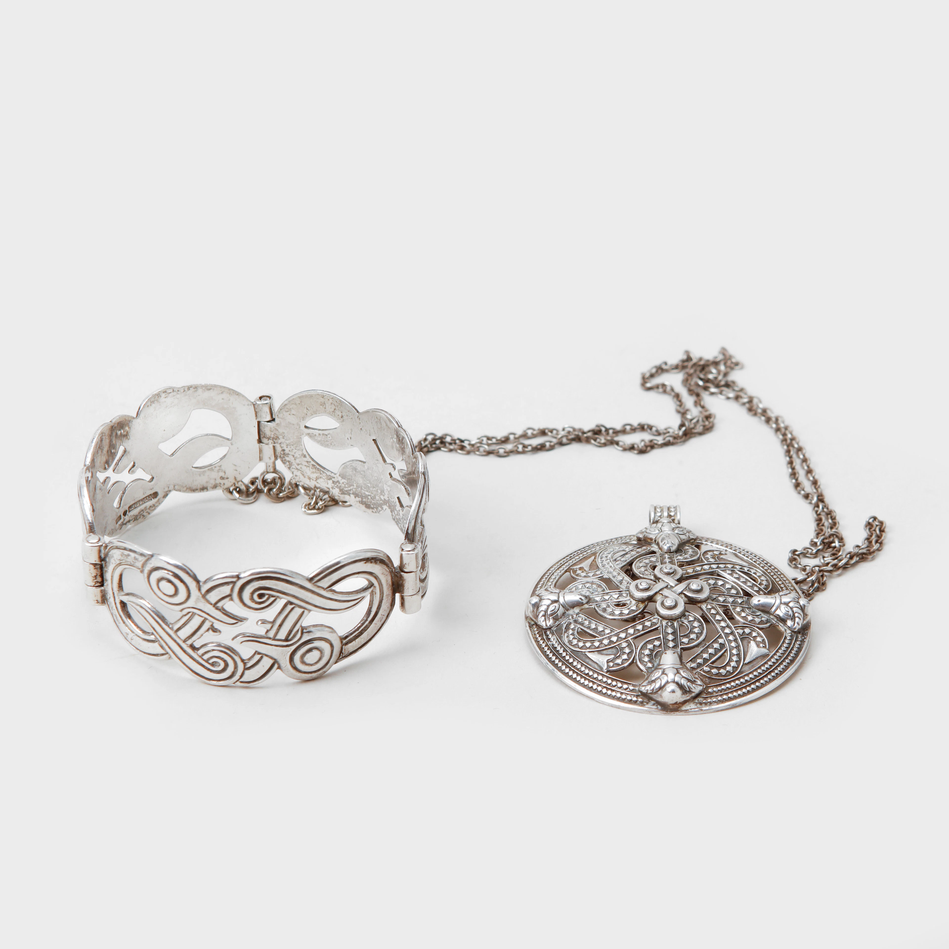 ARMBAND och HÄNGE, silver, Kalevala koru.