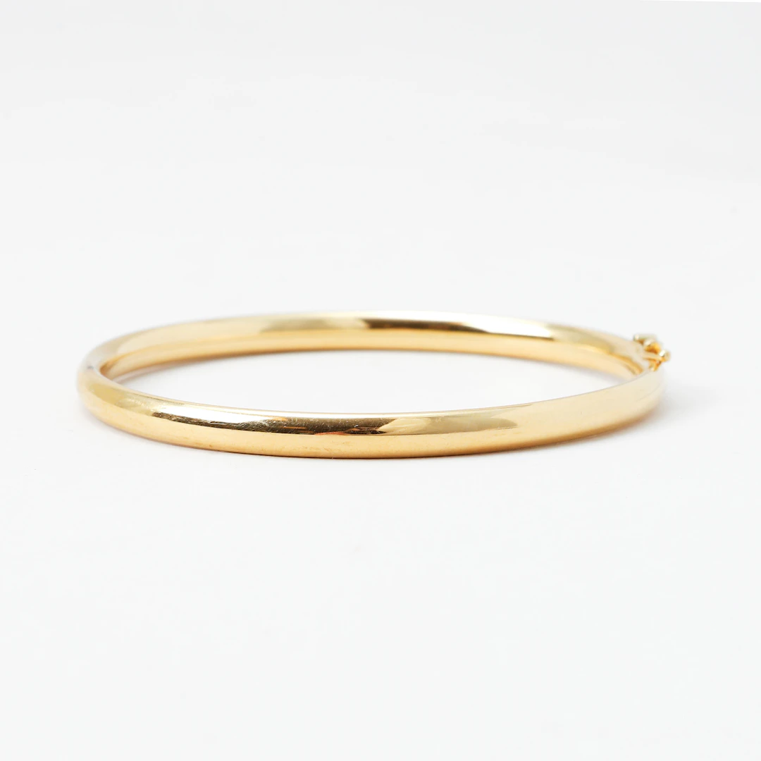 ARMRING, 18k guld. Vikt 10 gram.