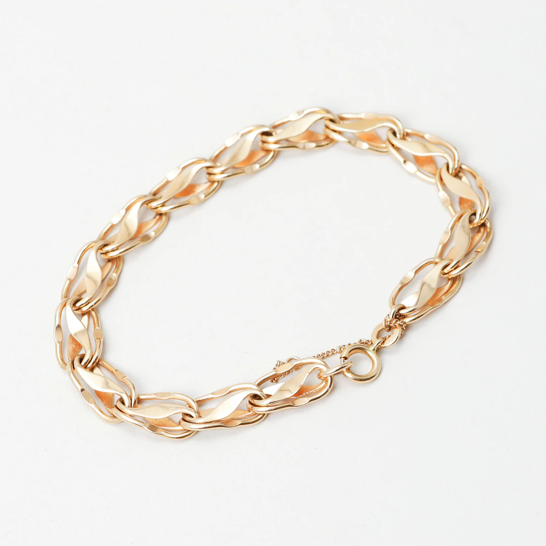 ARMBAND, 18k guld, vikt ca 14,5 gram.