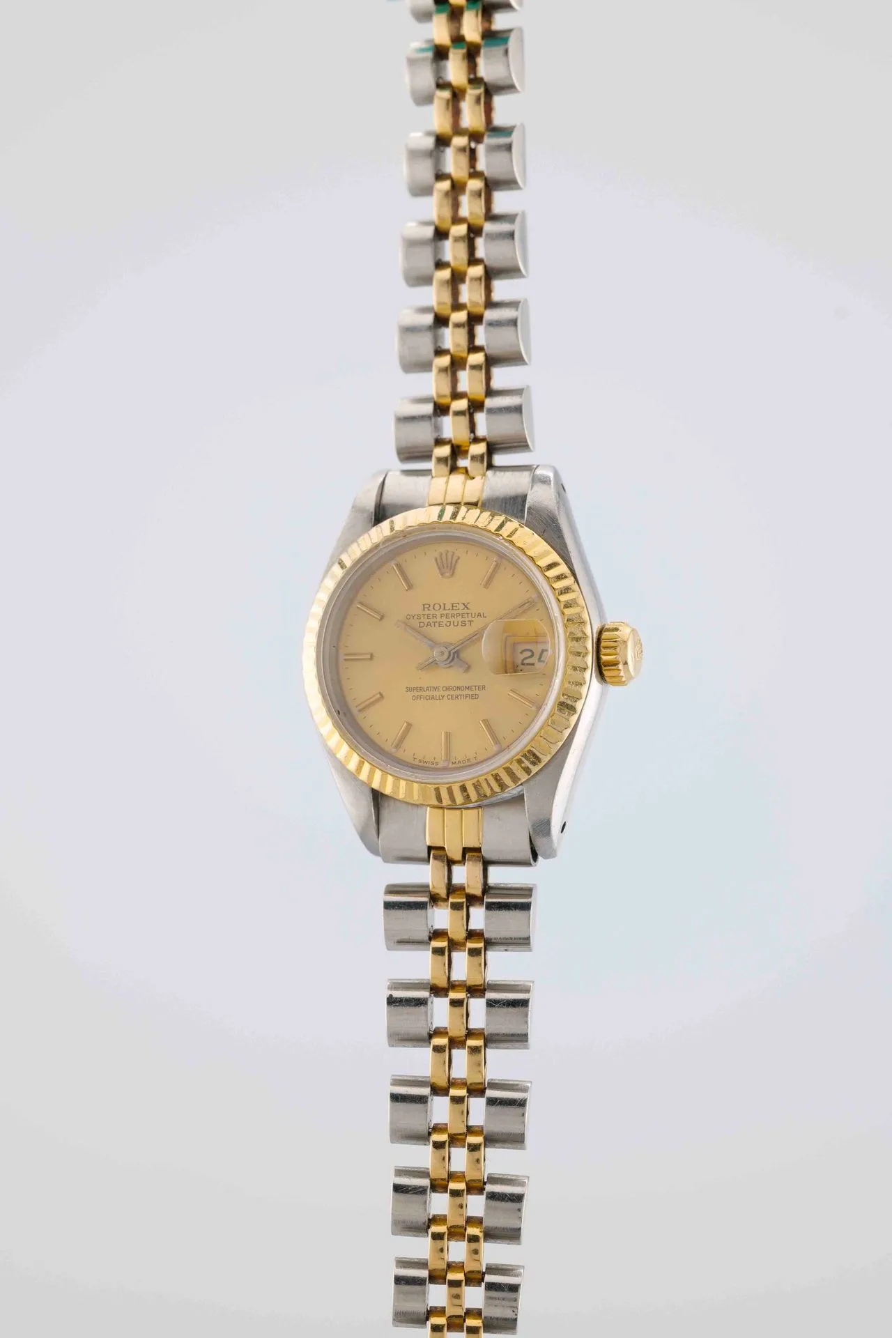 ROLEX Datejust. Ref : 69173. Circa: 1986. Case: round steel, fluted