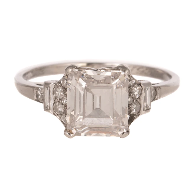 A GIA 1.87 ct Art Deco Diamond Ring in Platinum