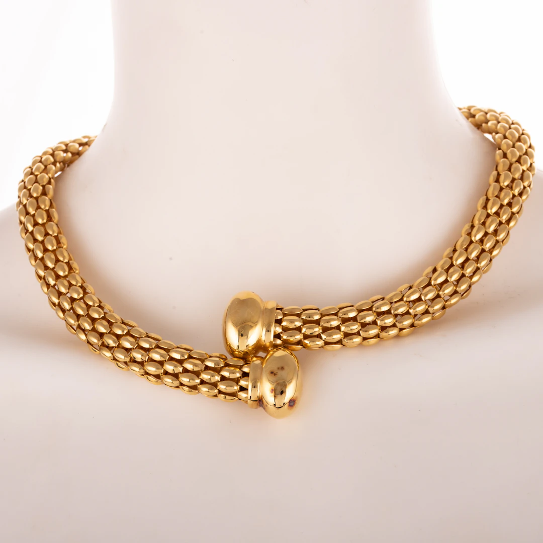A Statement Mesh Bypass Necklace in 18K