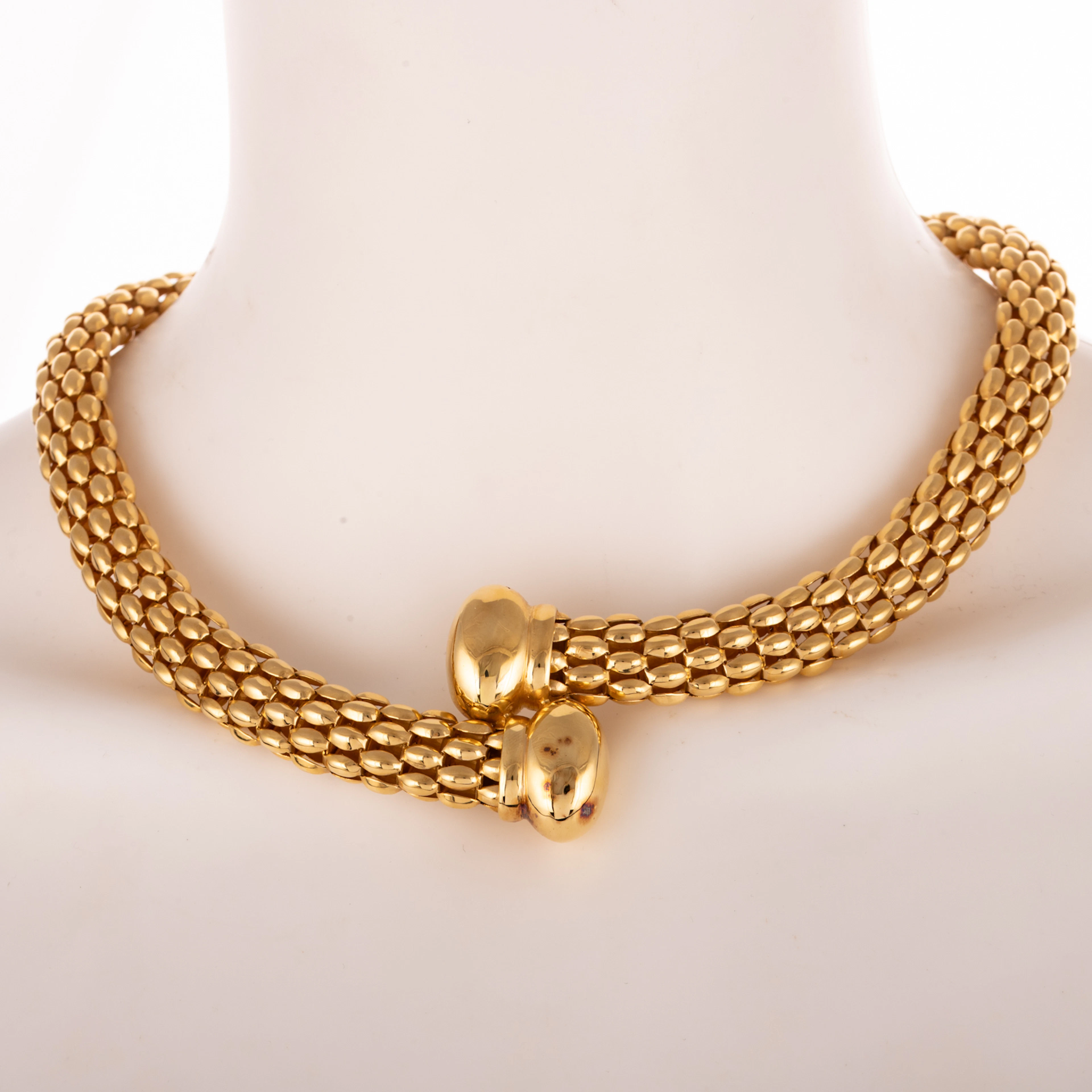 A Statement Mesh Bypass Necklace in 18K
