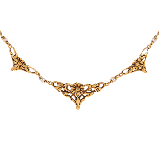 An Art Nouveau Graduated Floral Necklace in 18K