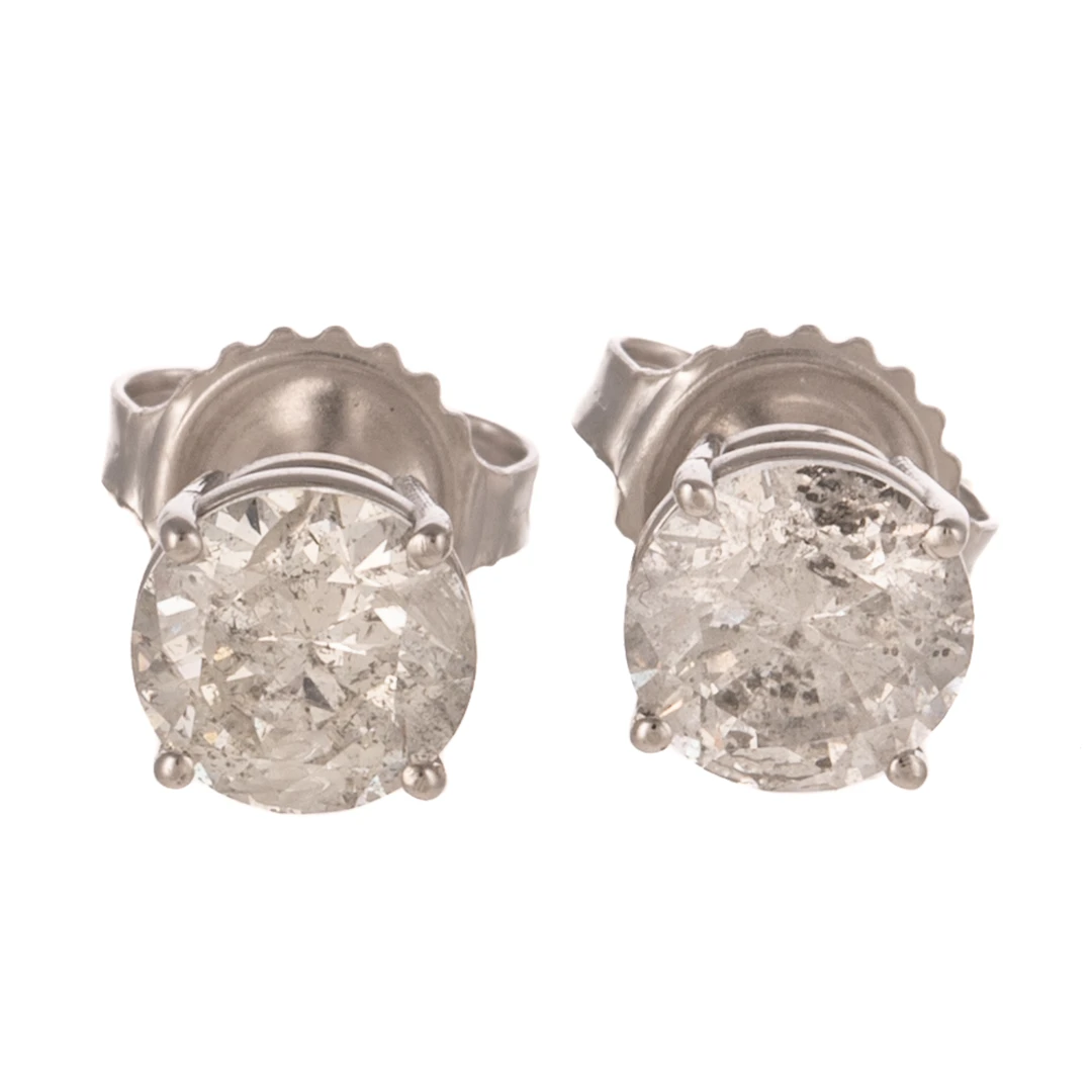 A Pair of 2.00 ctw Diamond Studs in 14K