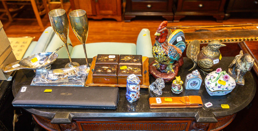 An Assortment of Decorations & Collectibles