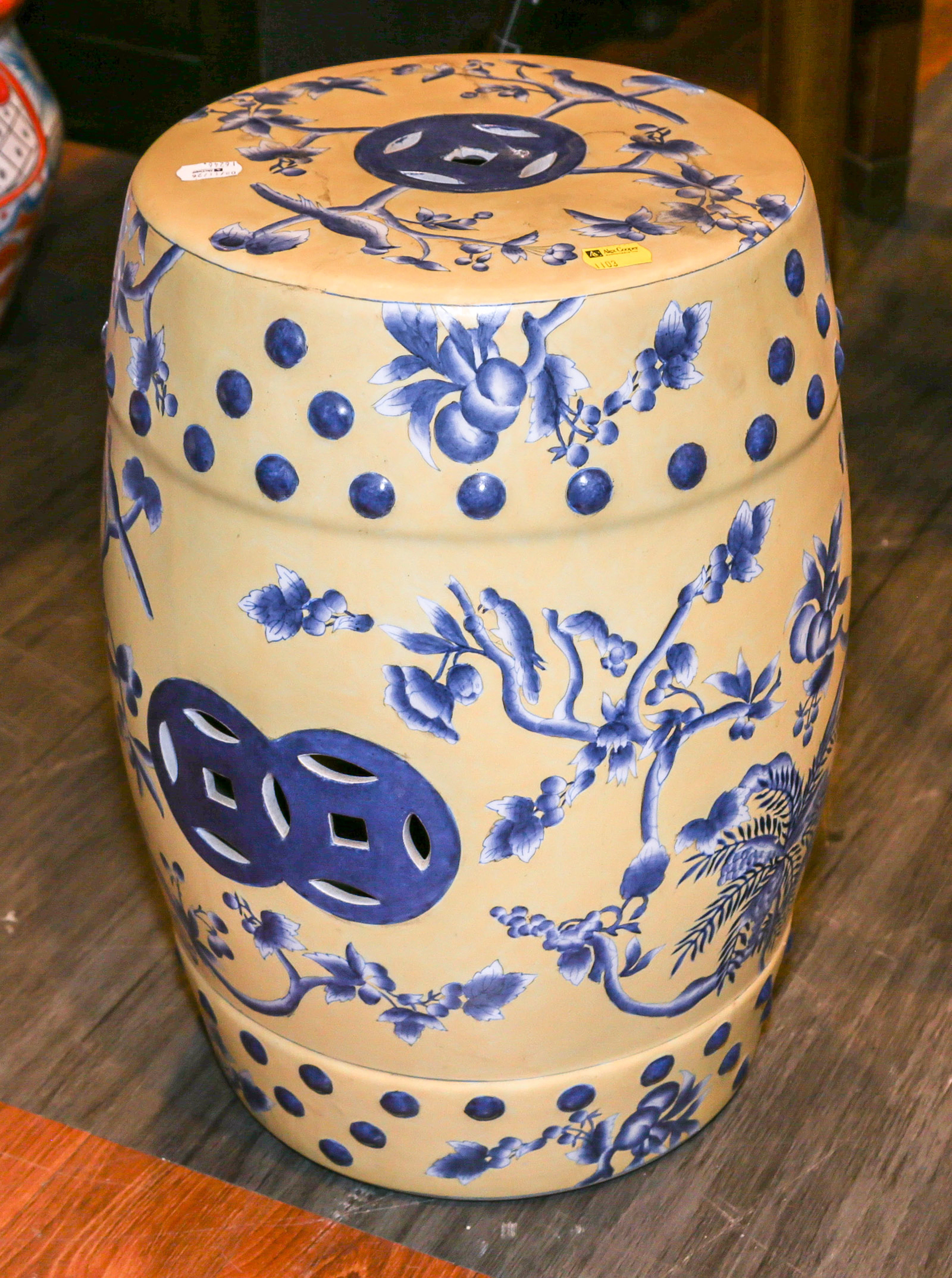 A Chinese Porcelain Garden Seat