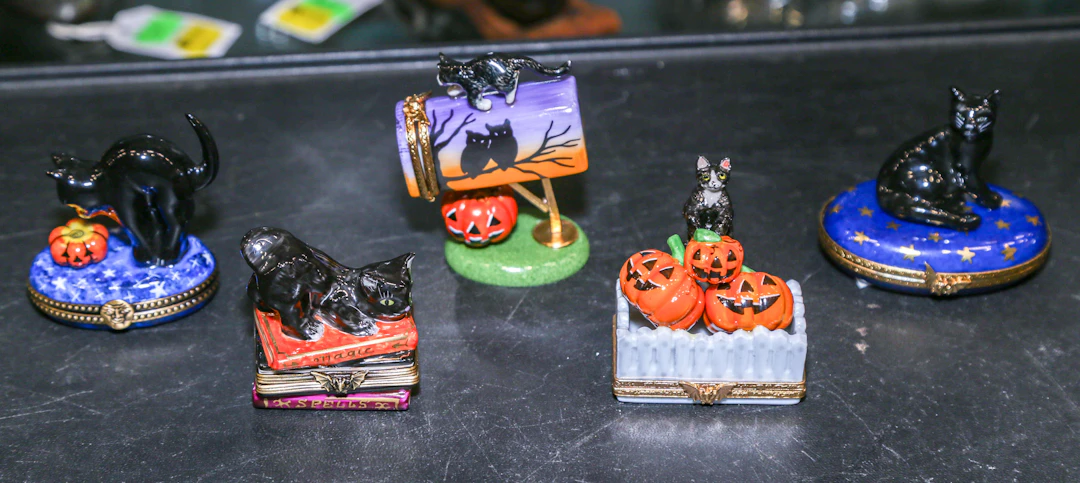 Five Halloween Cat-Themed Limoges Boxes